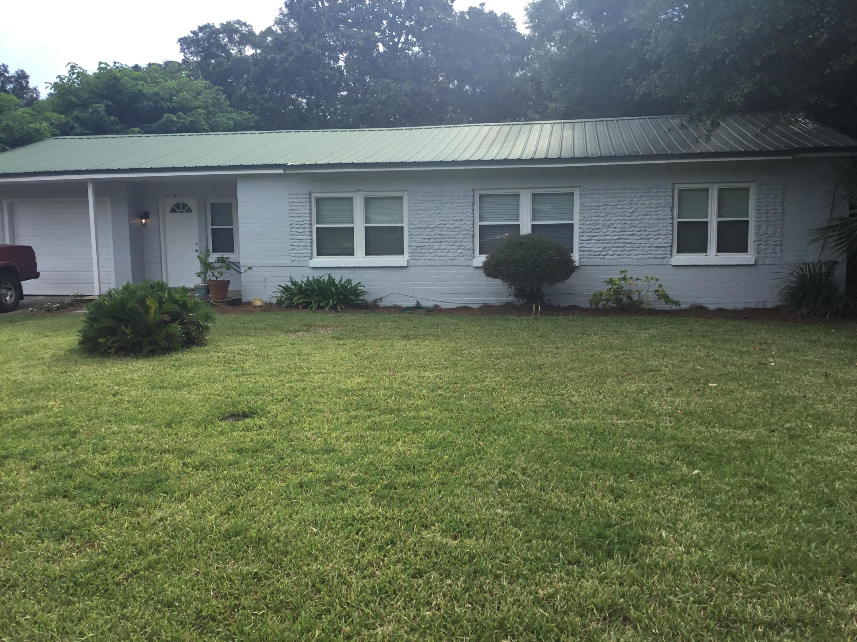 ELLIOTTS POINT 4TH ADDN - Residential