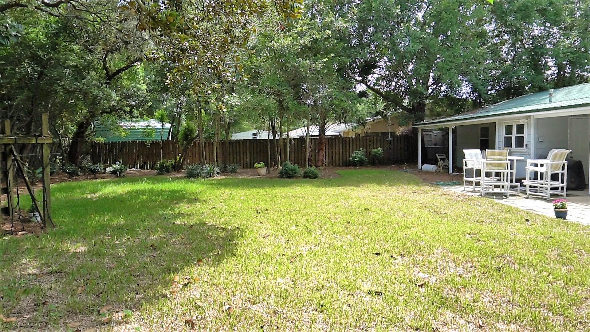 ELLIOTTS POINT 4TH ADDN - Residential