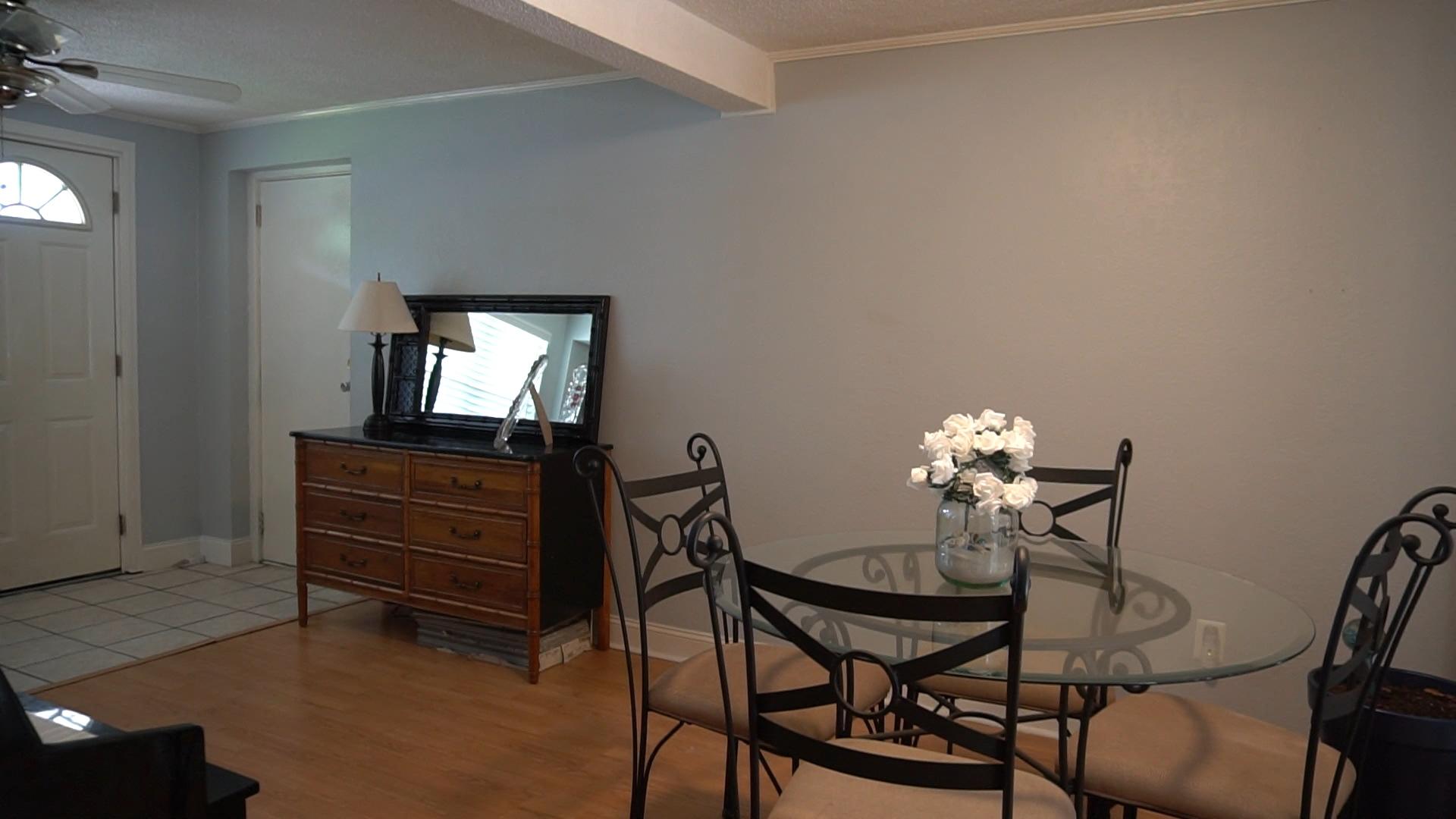 ELLIOTTS POINT 4TH ADDN - Residential