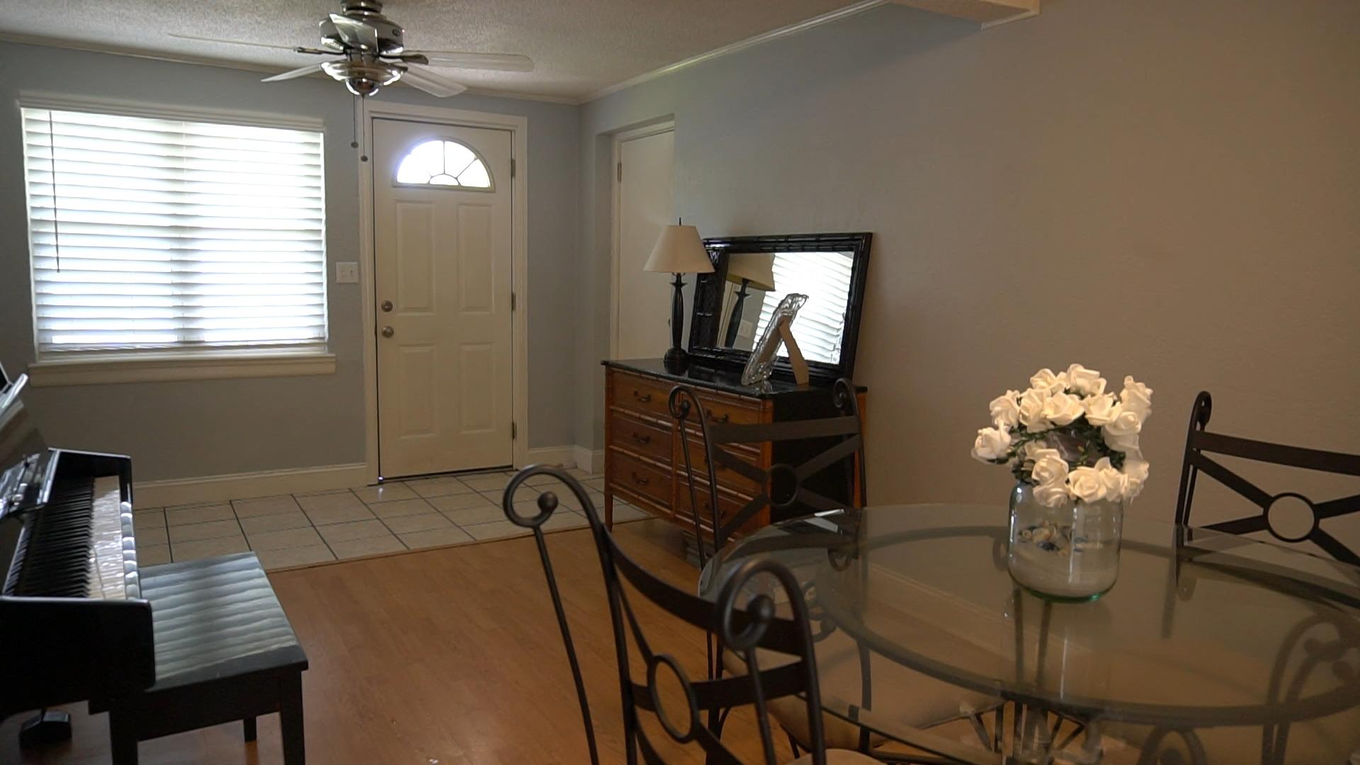 ELLIOTTS POINT 4TH ADDN - Residential