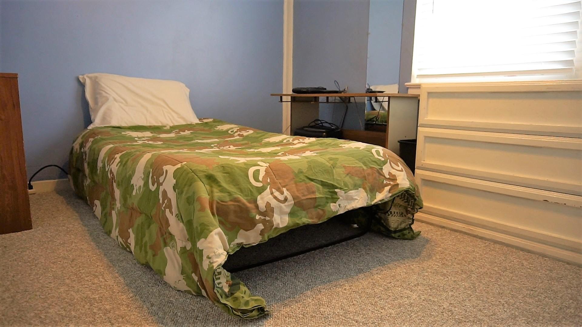 ELLIOTTS POINT 4TH ADDN - Residential