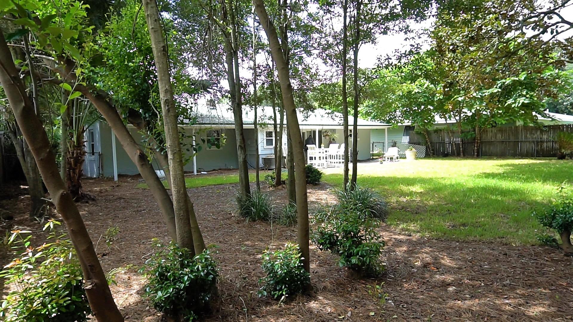 ELLIOTTS POINT 4TH ADDN - Residential