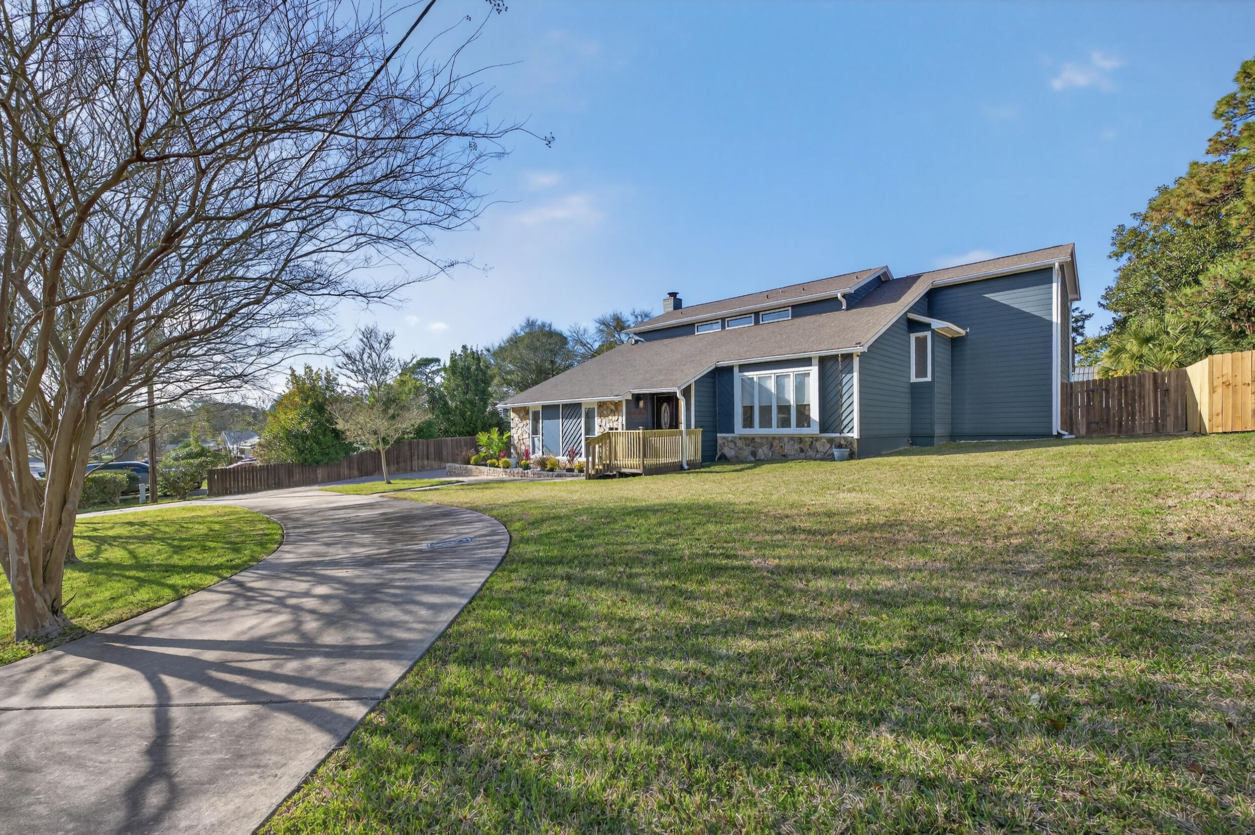 Poquito Bayou - Residential