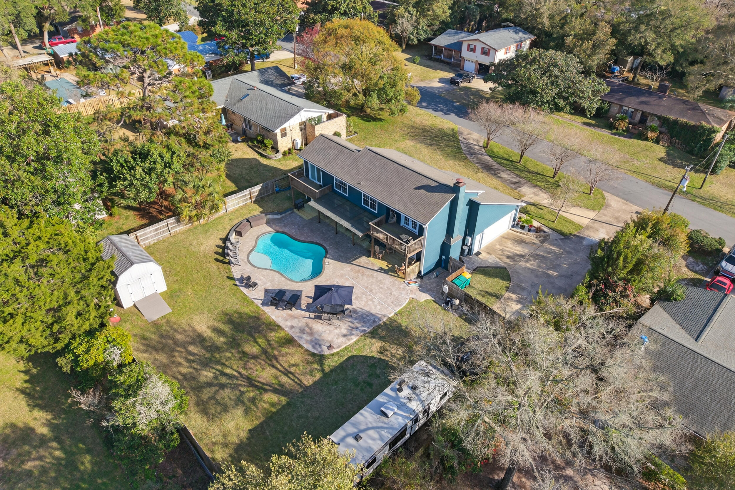 Poquito Bayou - Residential