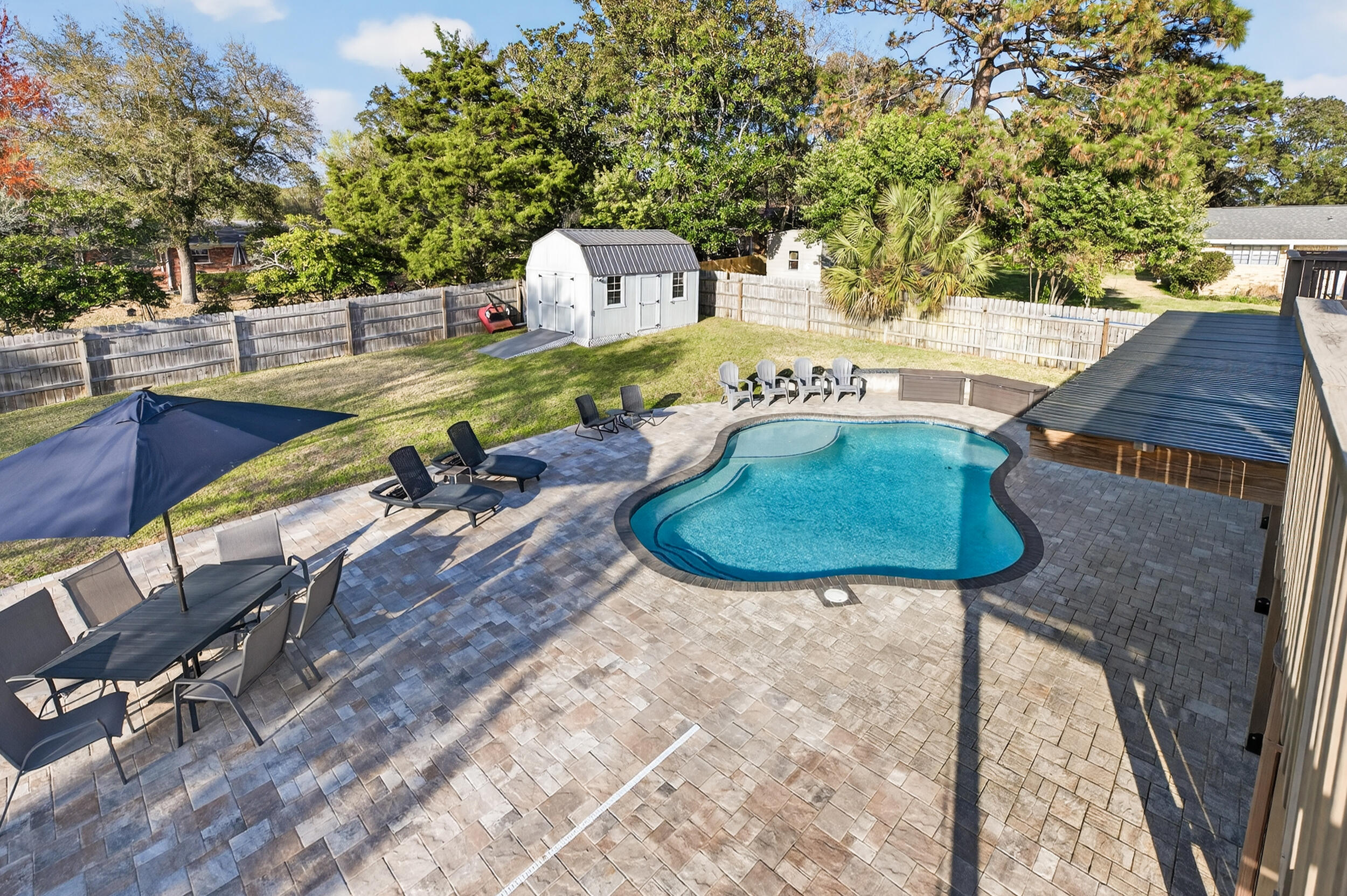 Poquito Bayou - Residential