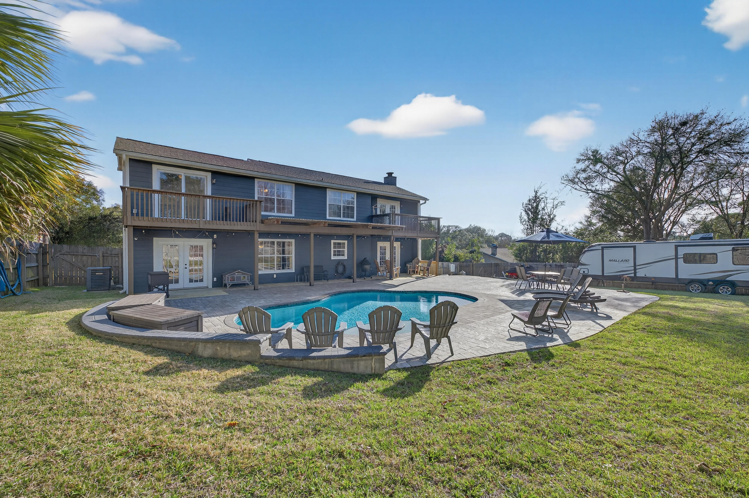 Poquito Bayou - Residential