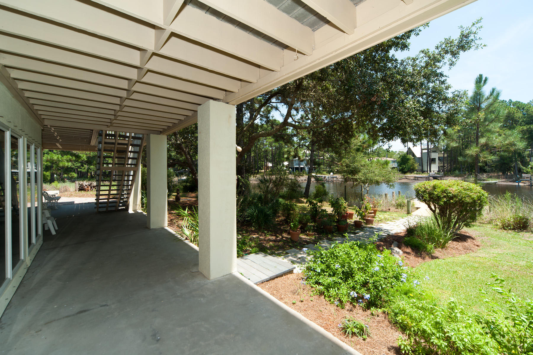 Lakewood Pointe Estates - Residential