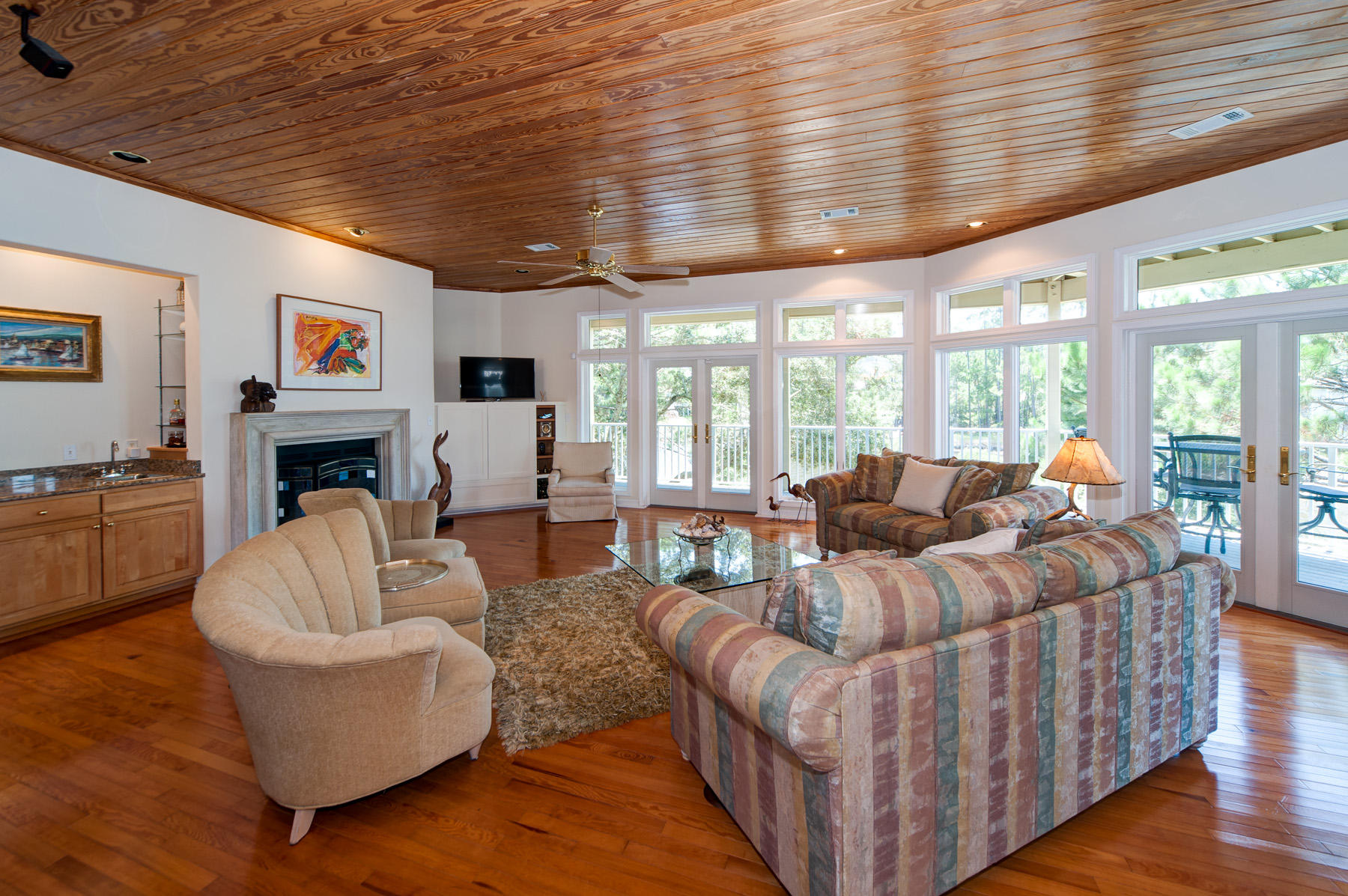 Lakewood Pointe Estates - Residential