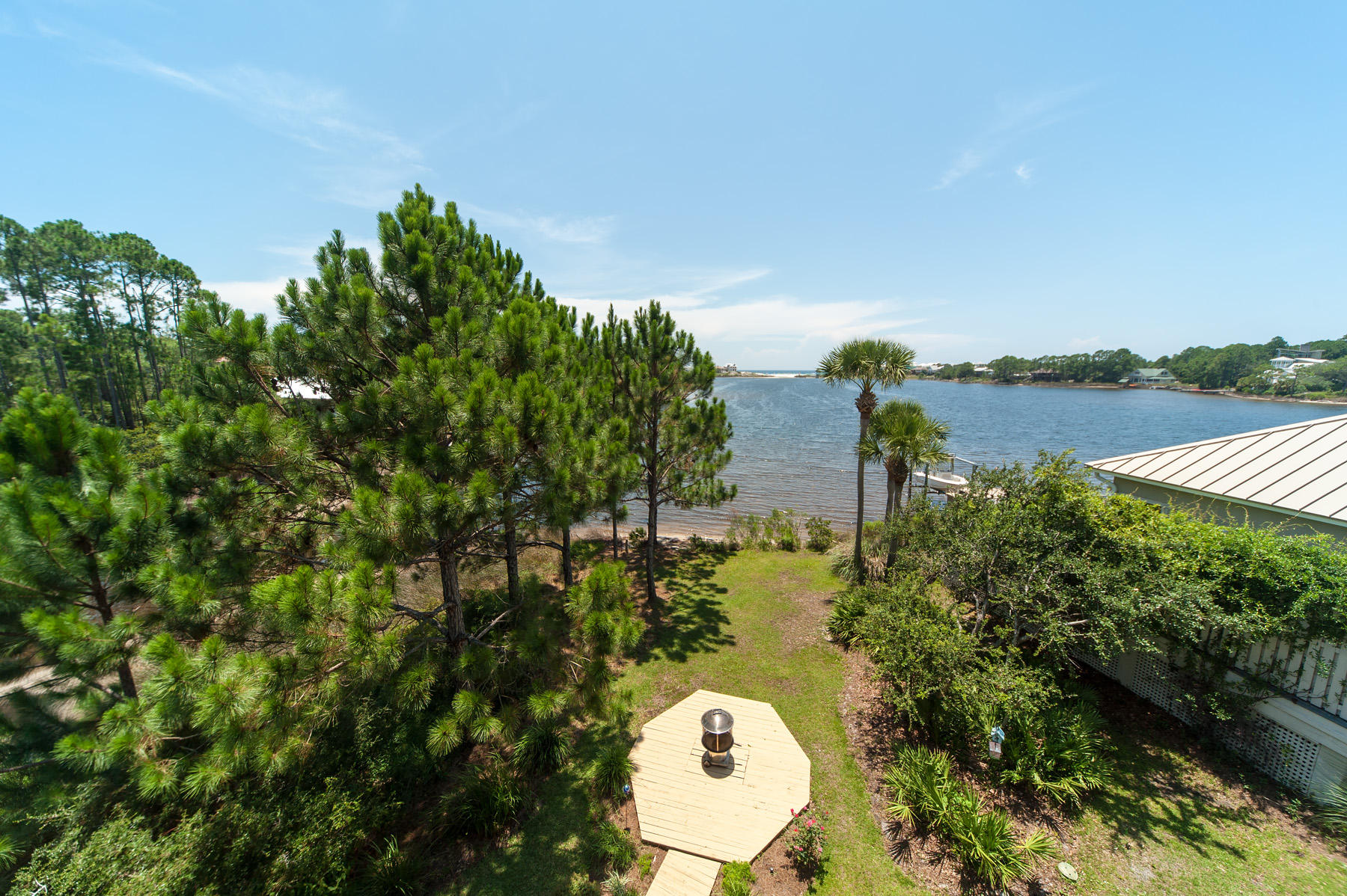 Lakewood Pointe Estates - Residential