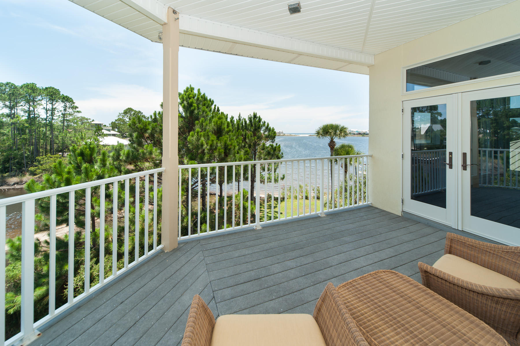 Lakewood Pointe Estates - Residential