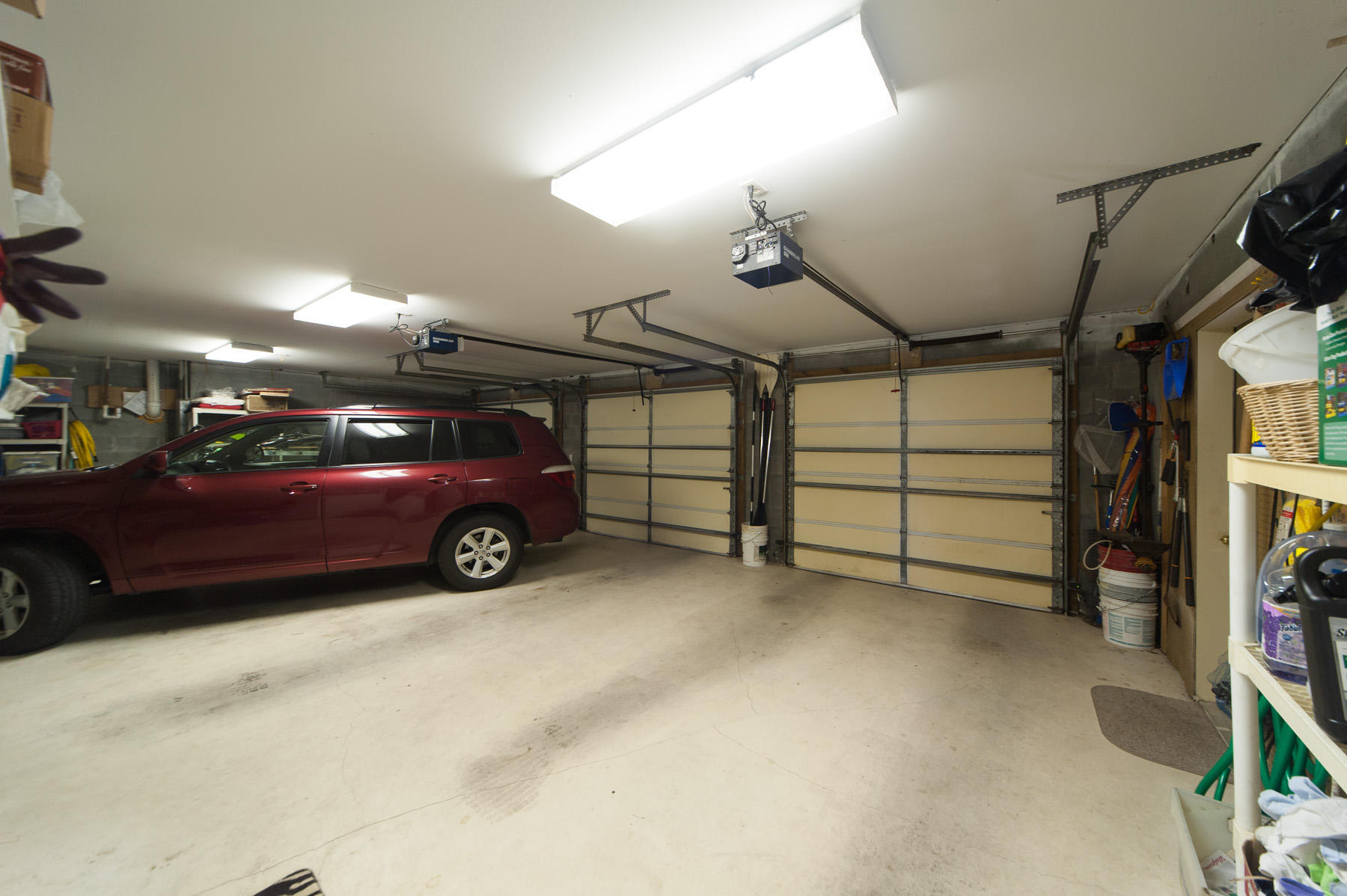 Lakewood Pointe Estates - Residential