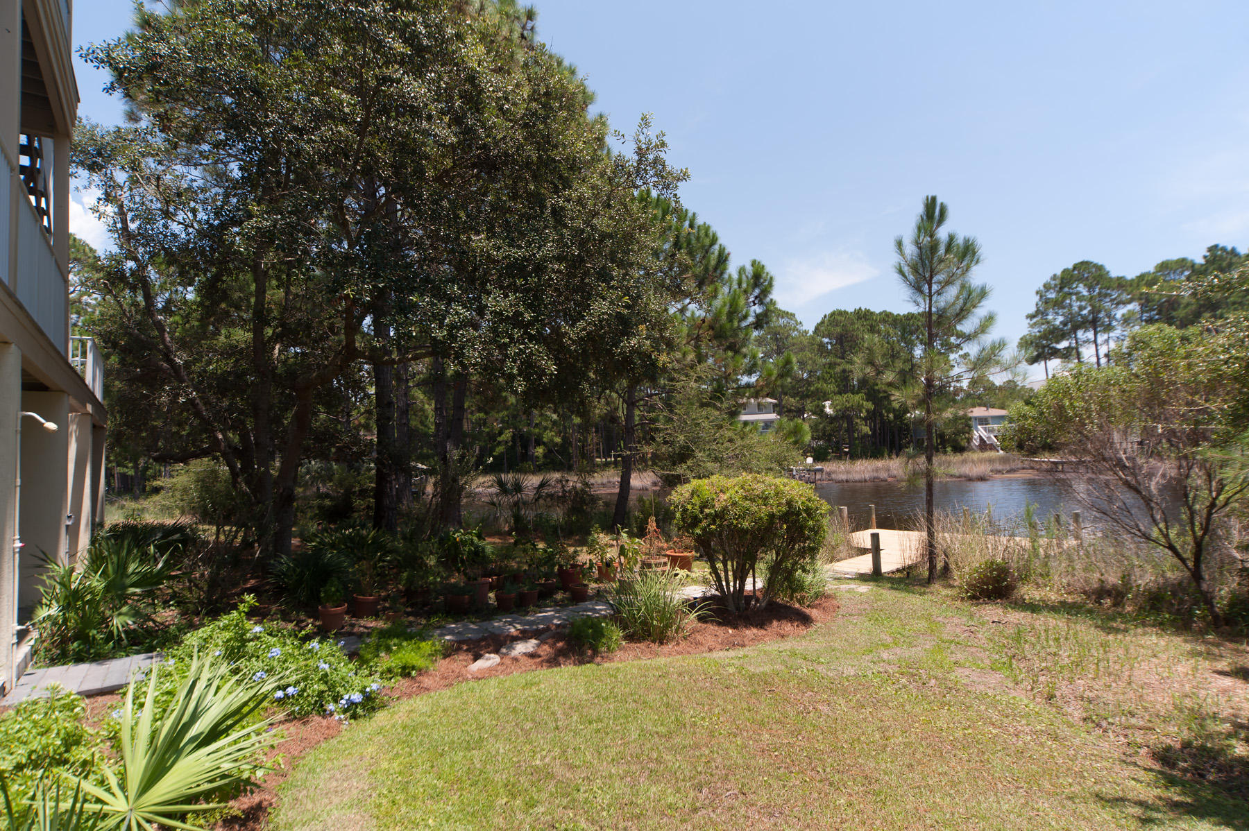 Lakewood Pointe Estates - Residential