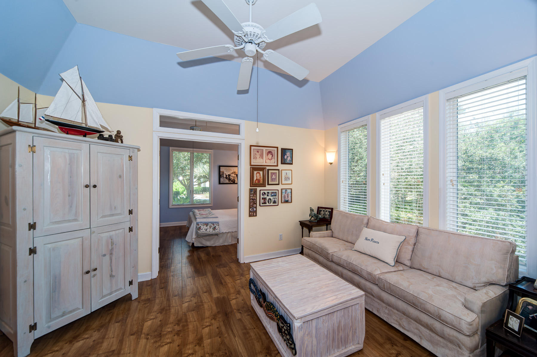 Lakewood Pointe Estates - Residential