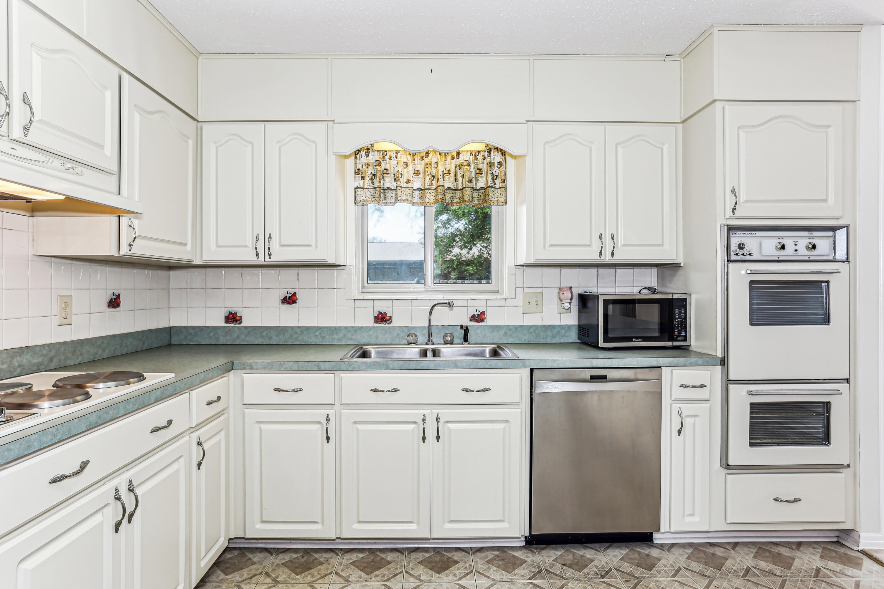 KENWOOD S/D 2ND ADDN - Residential