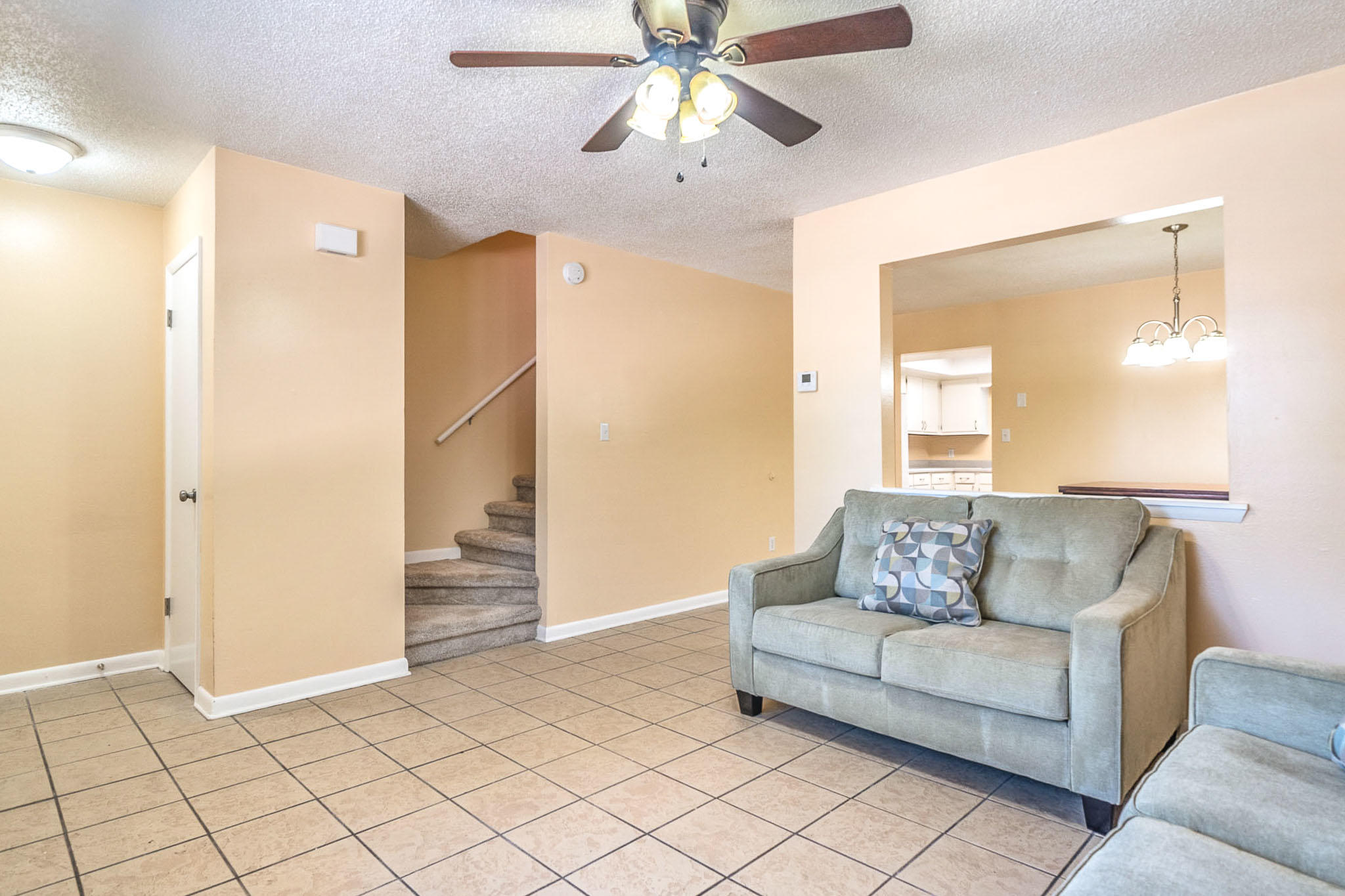 OAK WOOD T/H - Residential