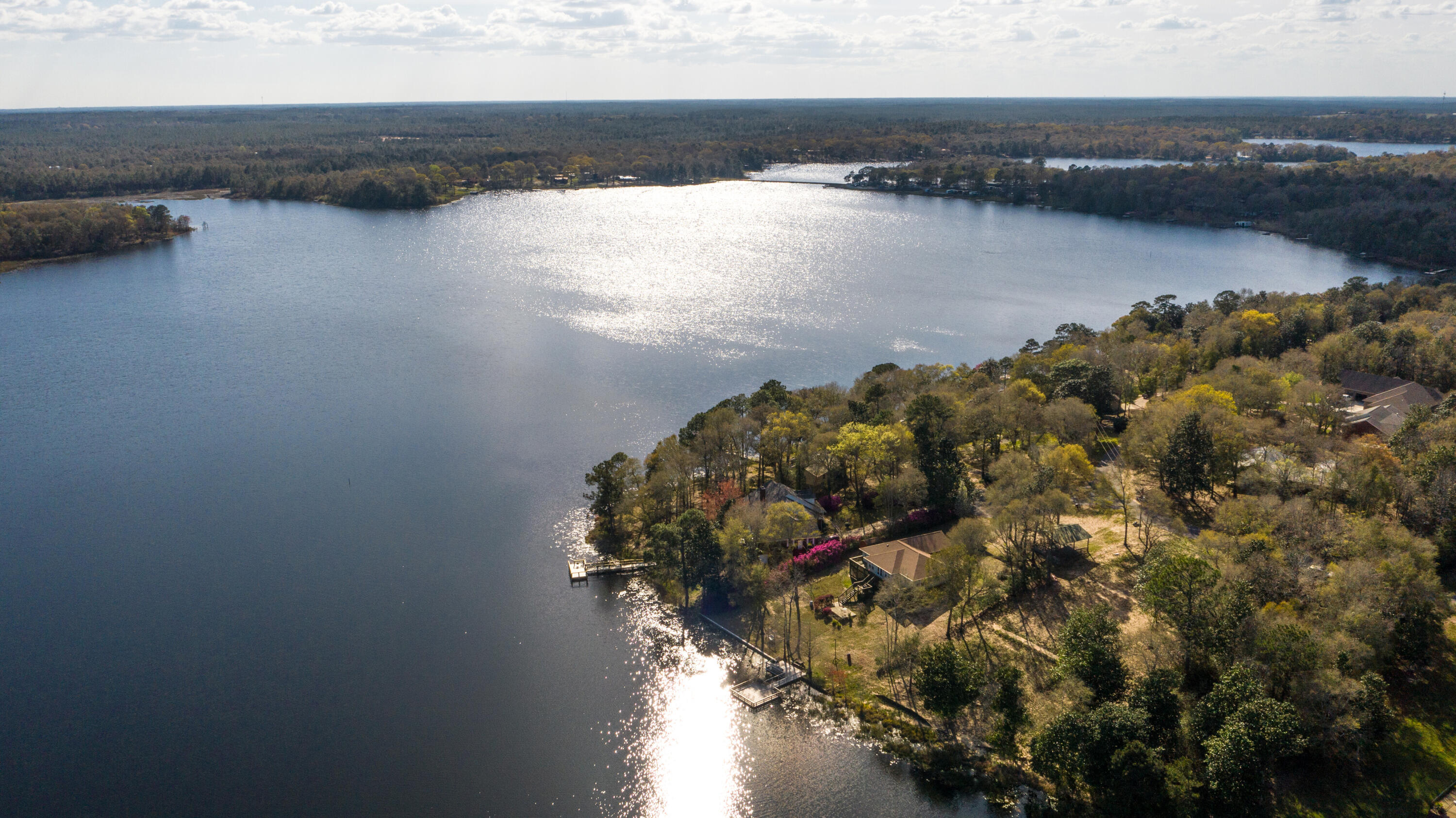LAKE HOLLEY ESTATES - Land