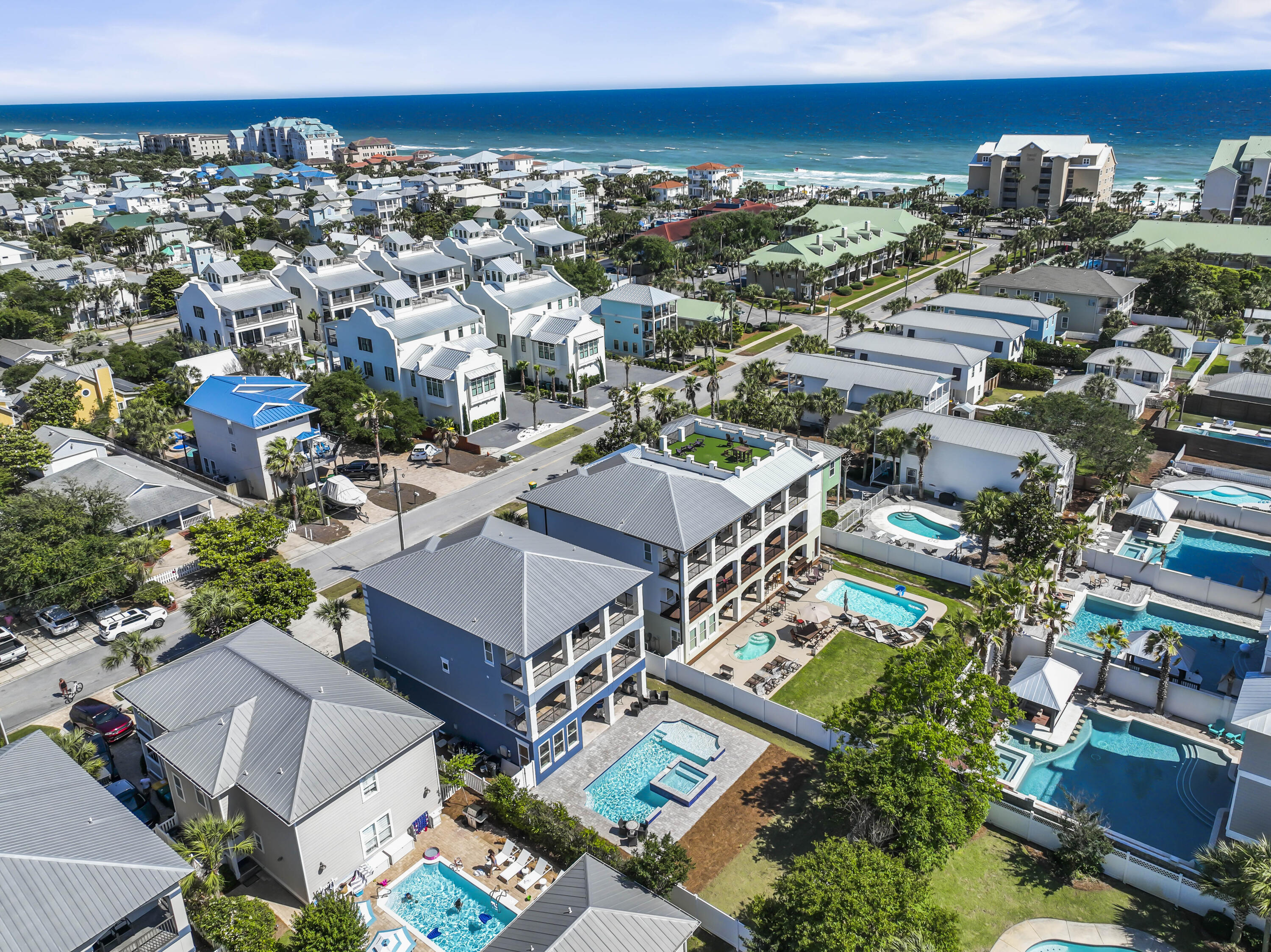 CRYSTAL BEACH - Residential