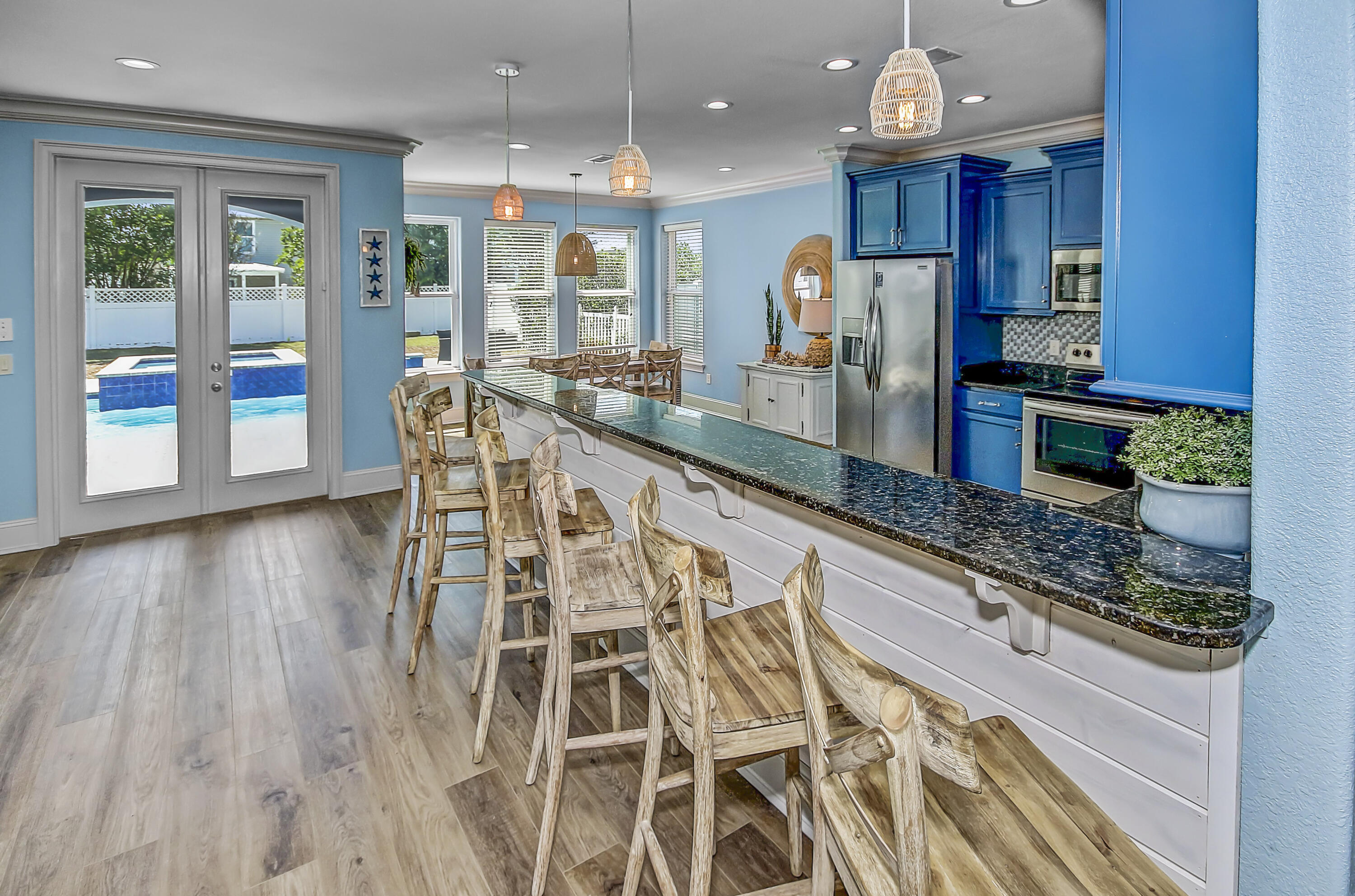 CRYSTAL BEACH - Residential