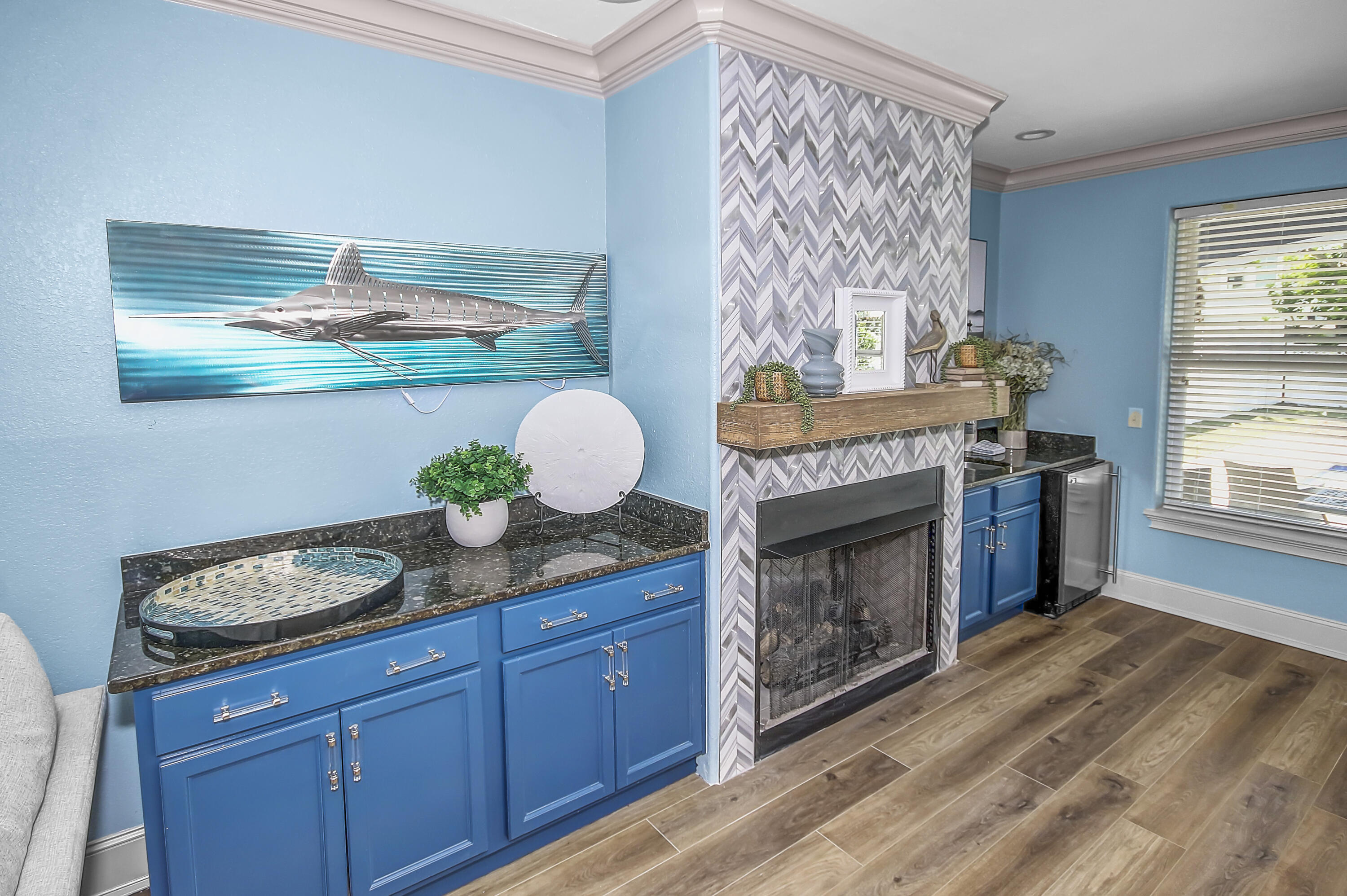 CRYSTAL BEACH - Residential