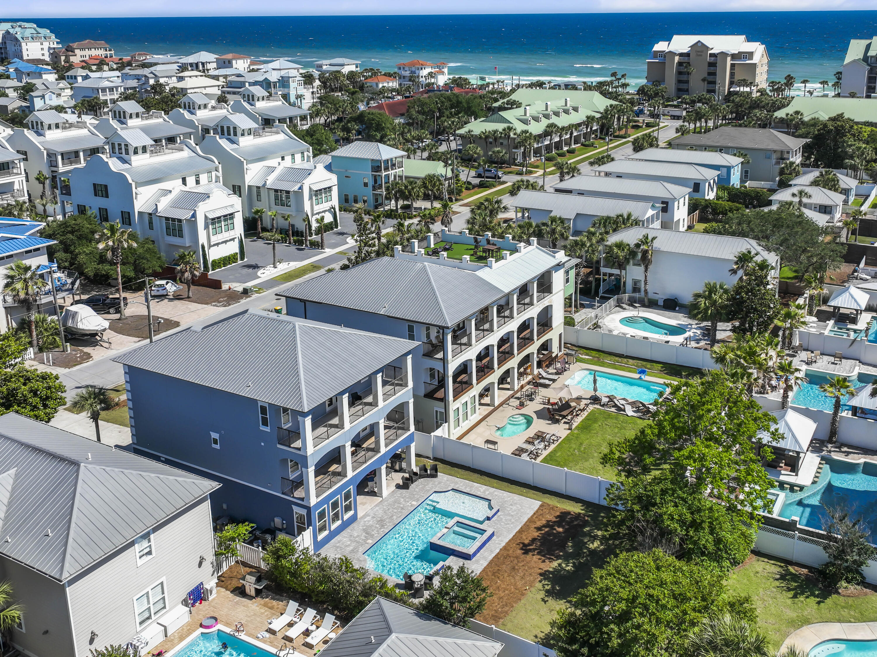 CRYSTAL BEACH - Residential