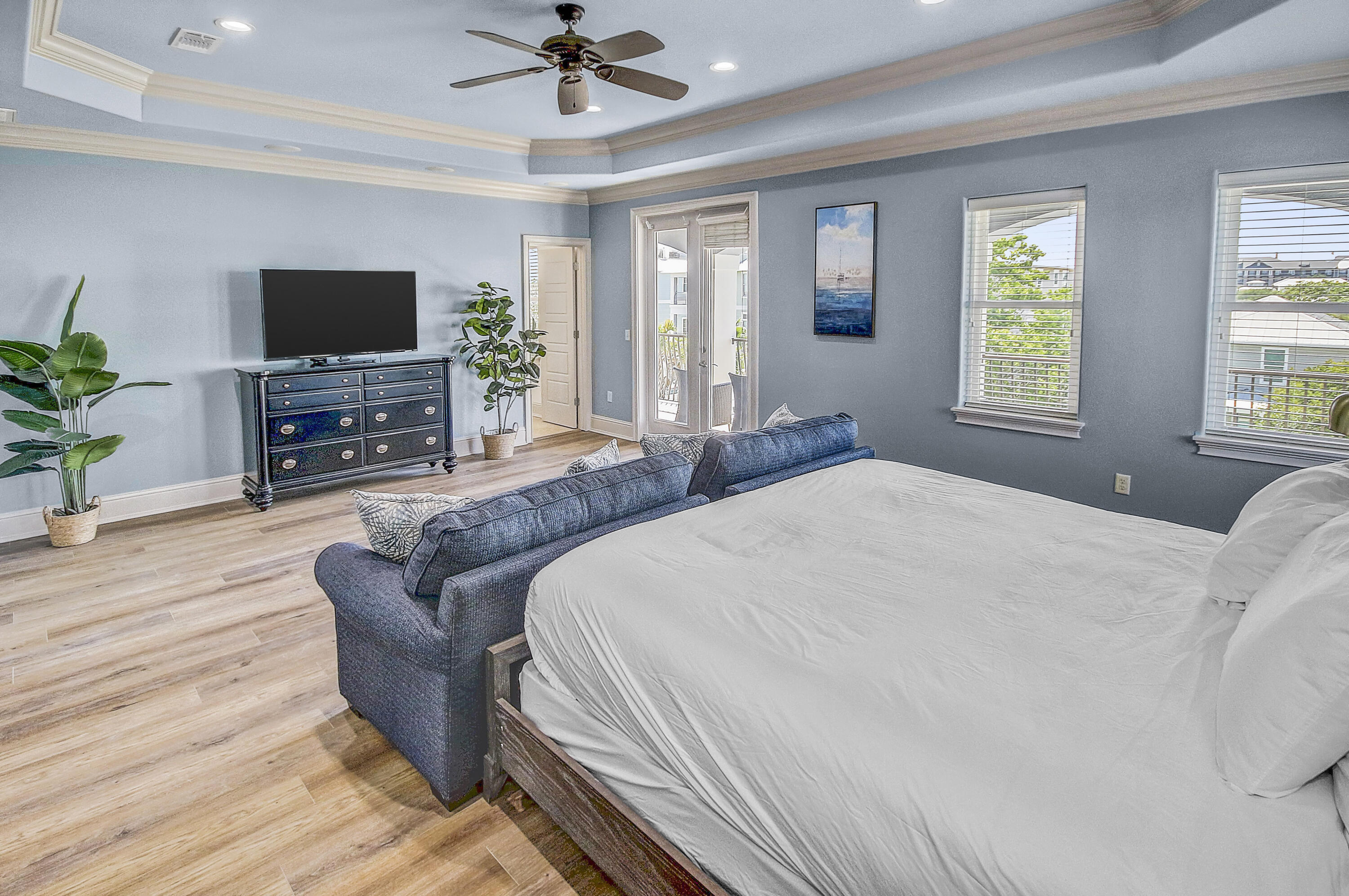 CRYSTAL BEACH - Residential