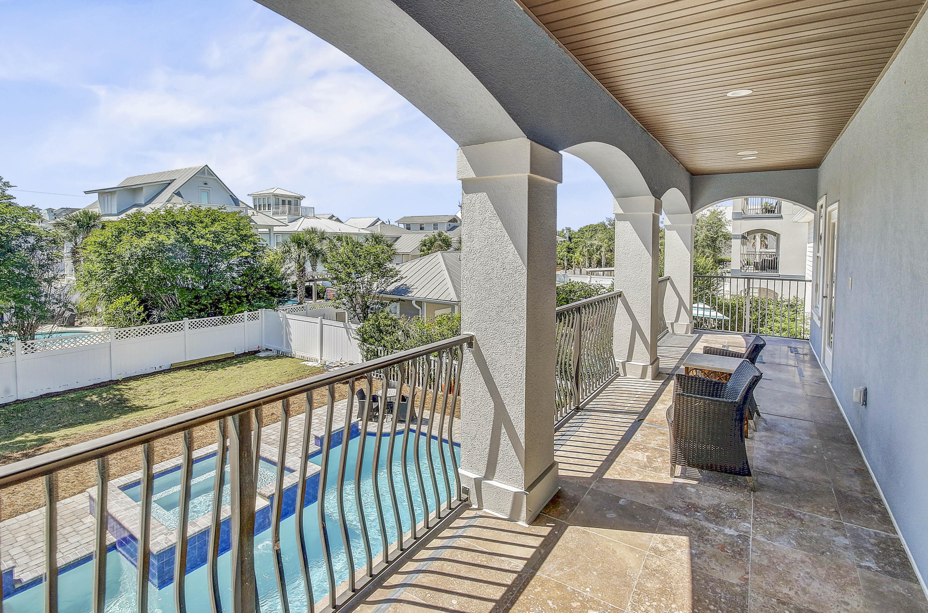 CRYSTAL BEACH - Residential
