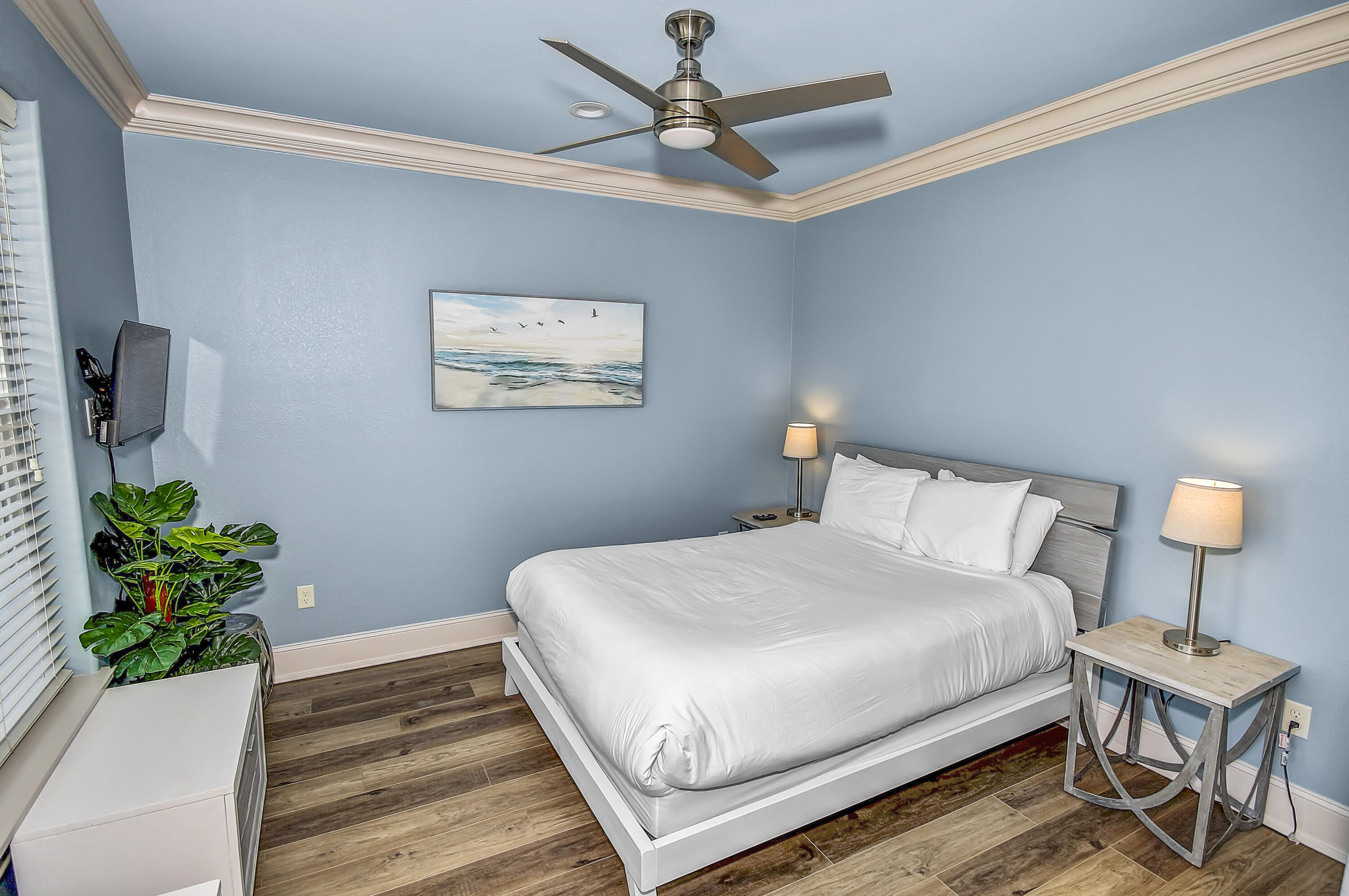 CRYSTAL BEACH - Residential