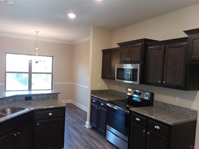 CHARLESTON PLACE - Residential