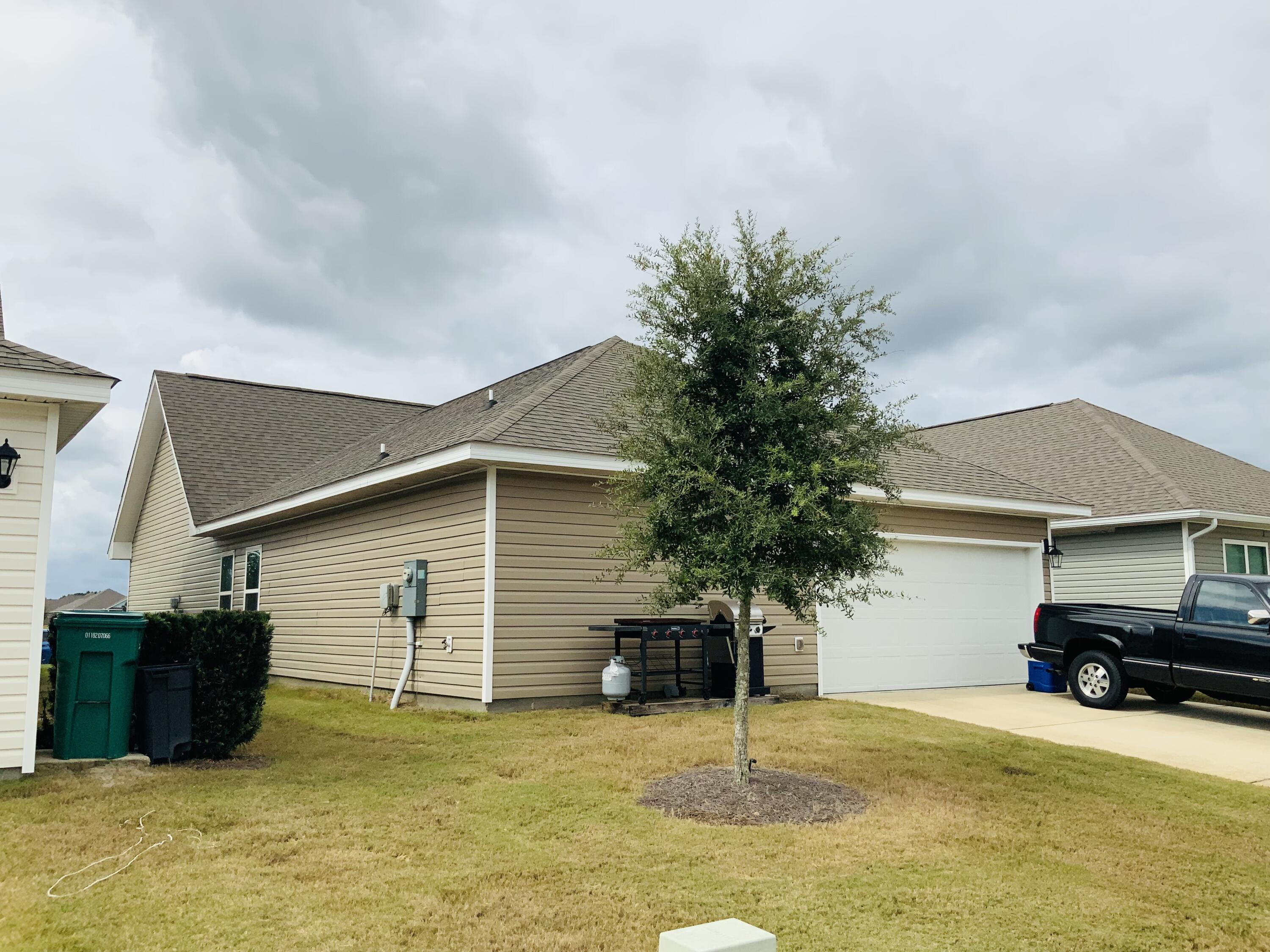 HAMMOCK BAY - Residential