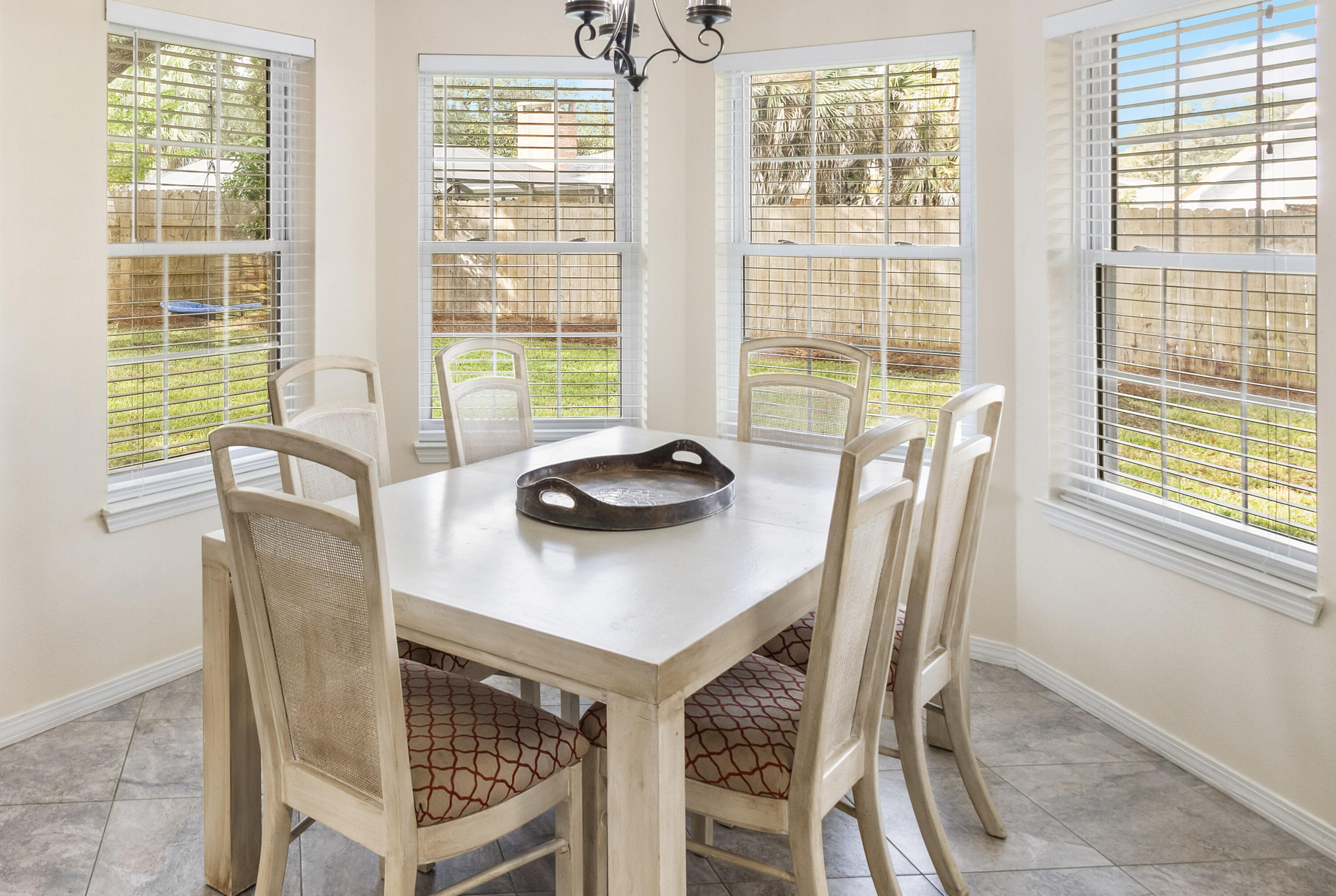 LAKE POINTE - Residential