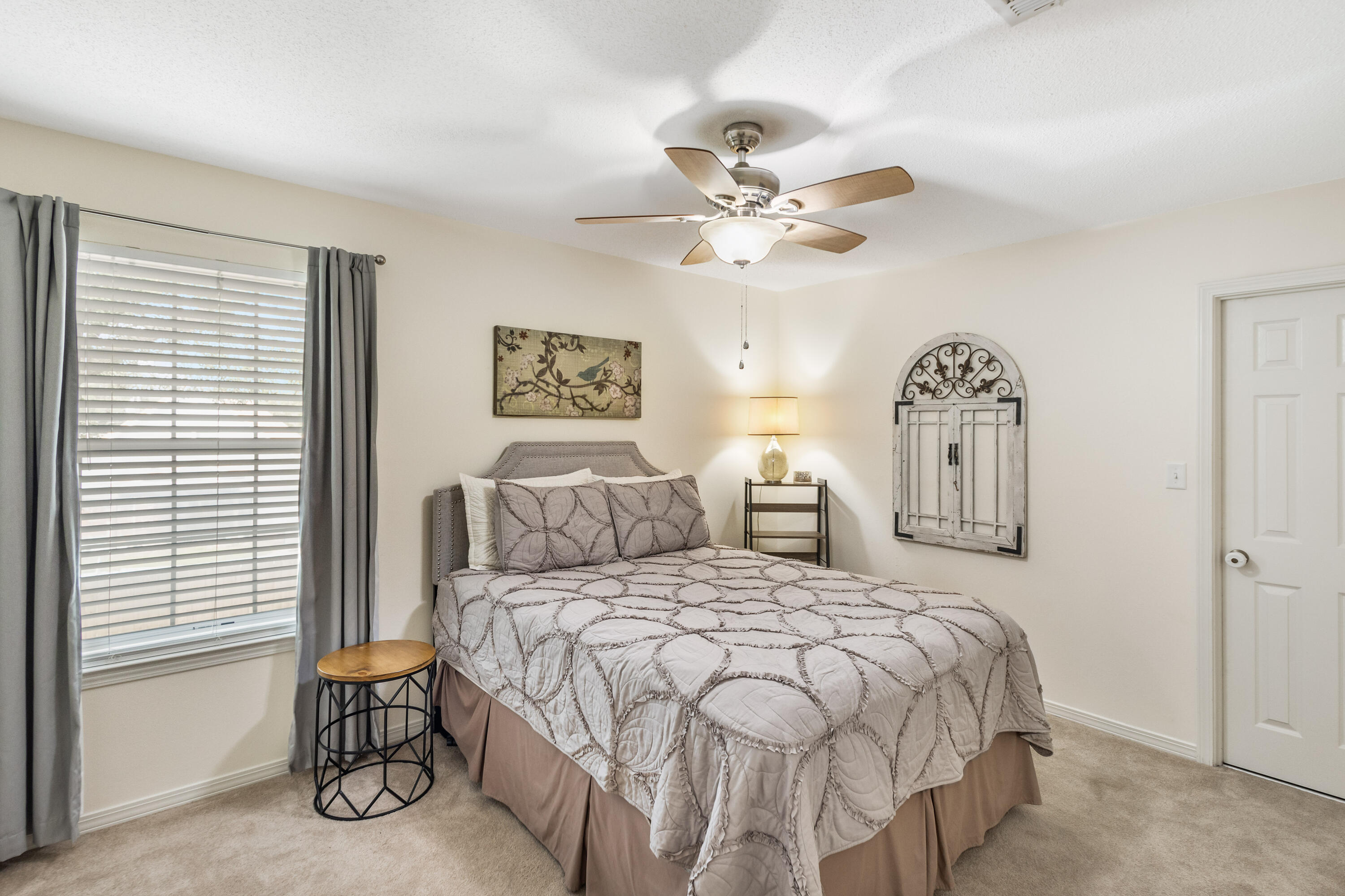 LAKE POINTE - Residential