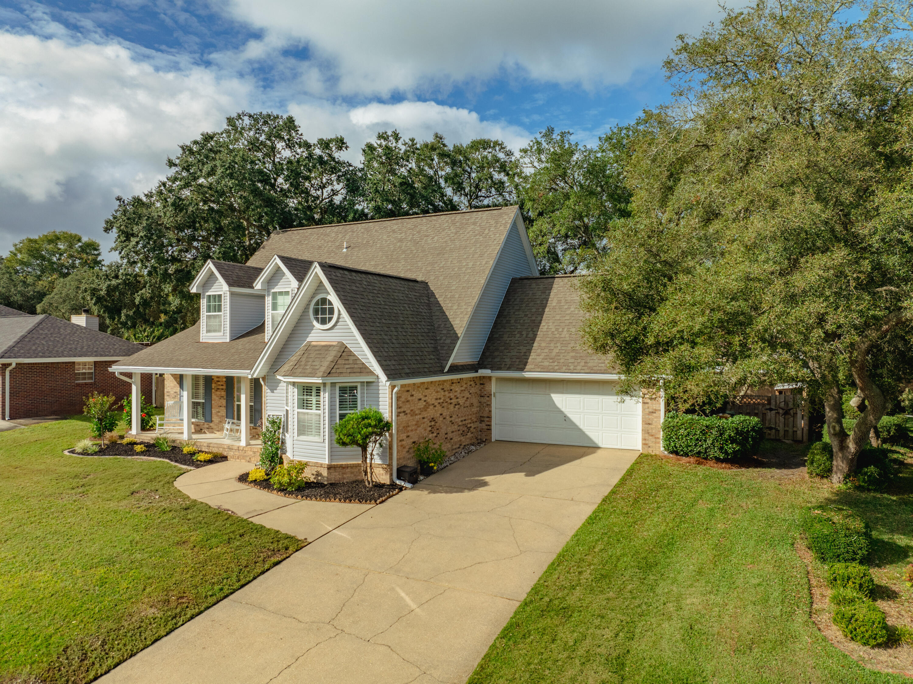 LAKE POINTE - Residential