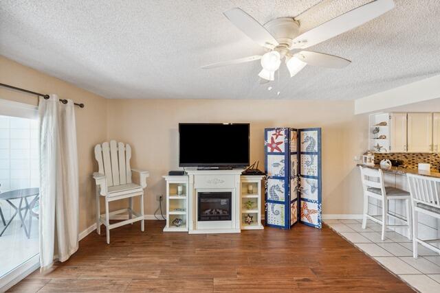 MARINER WEST - Residential