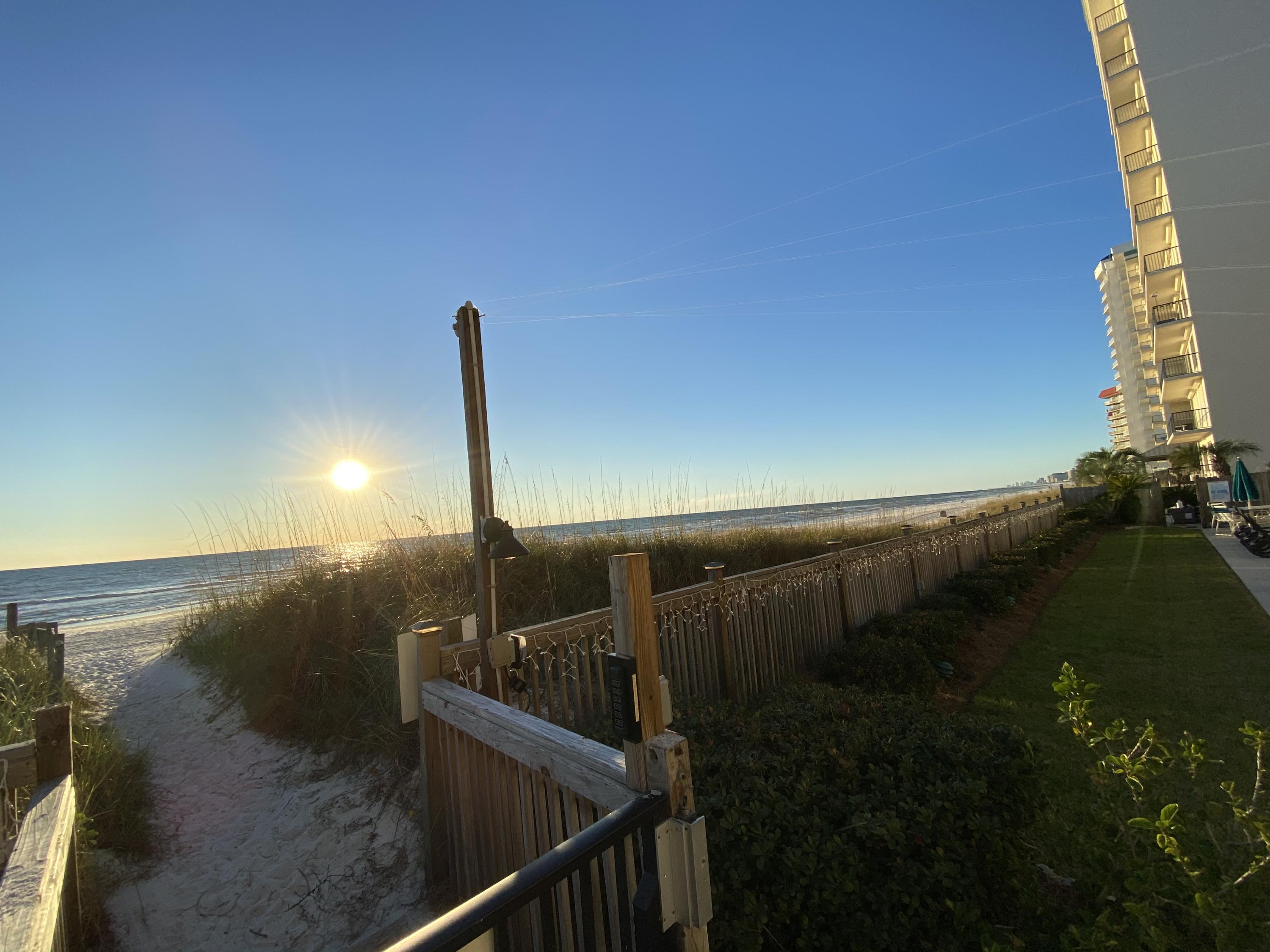 MARINER WEST - Residential