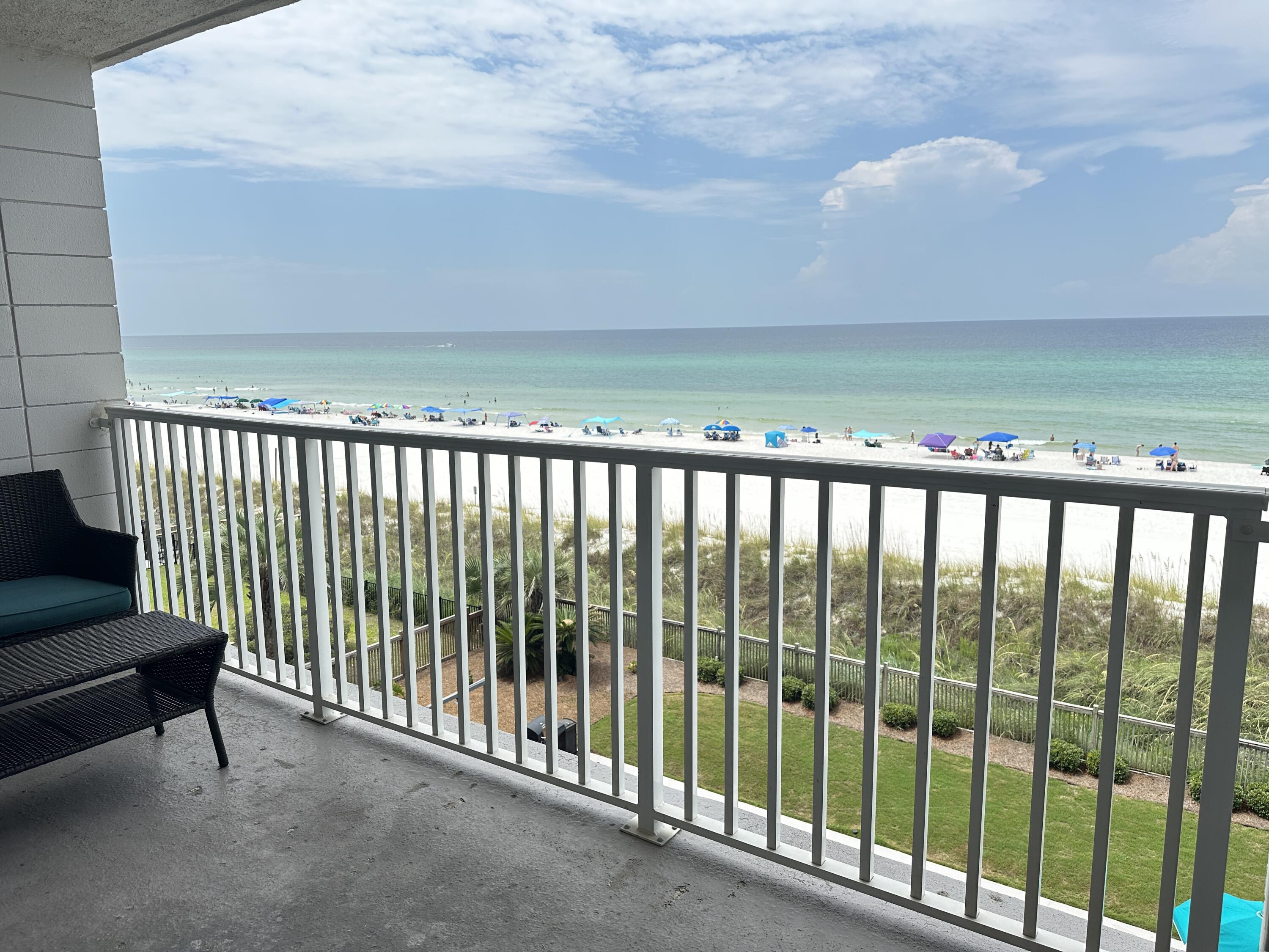 MARINER WEST - Residential