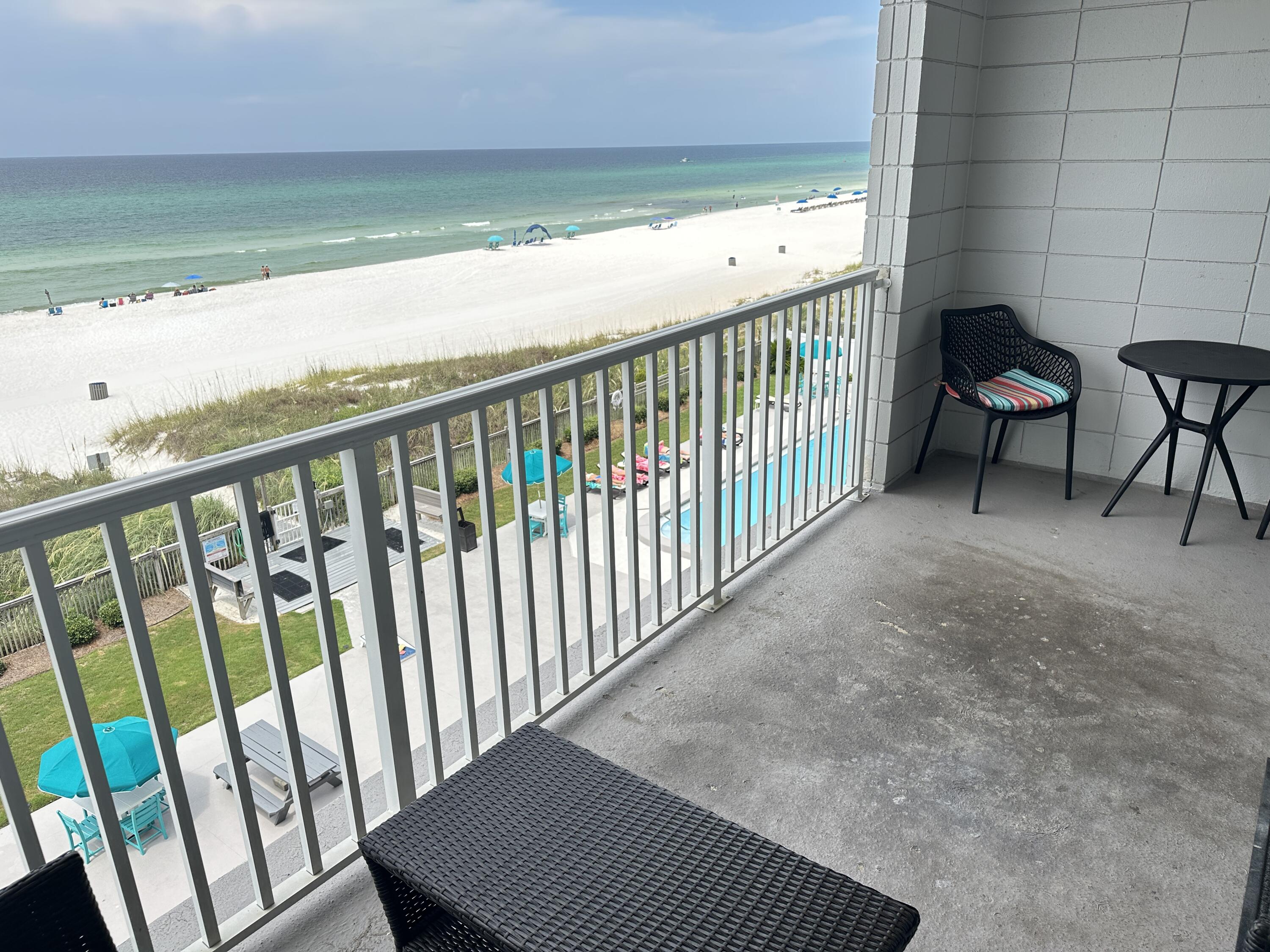 MARINER WEST - Residential