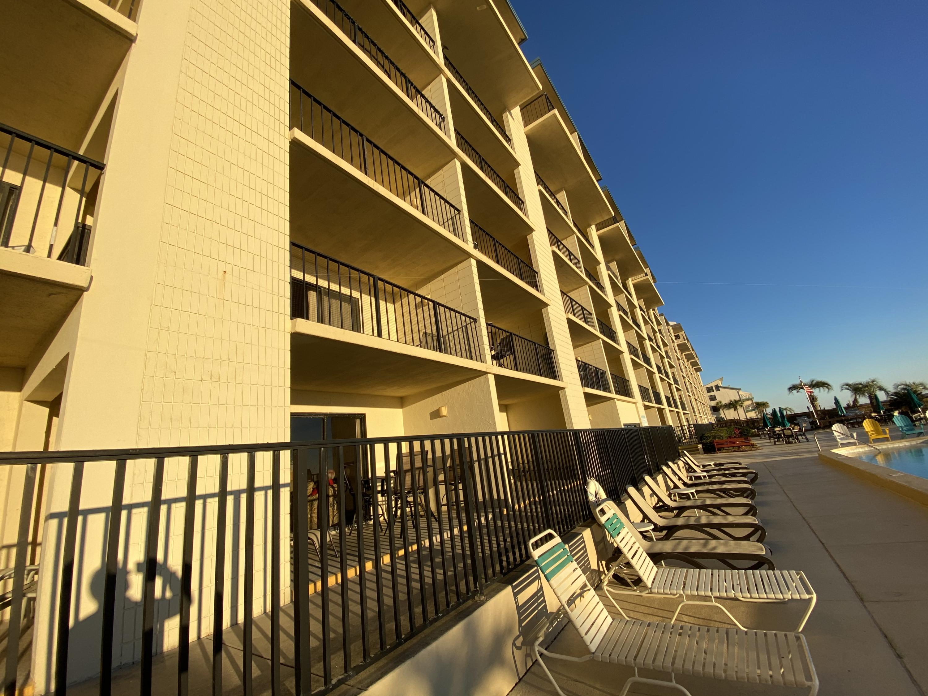 MARINER WEST - Residential