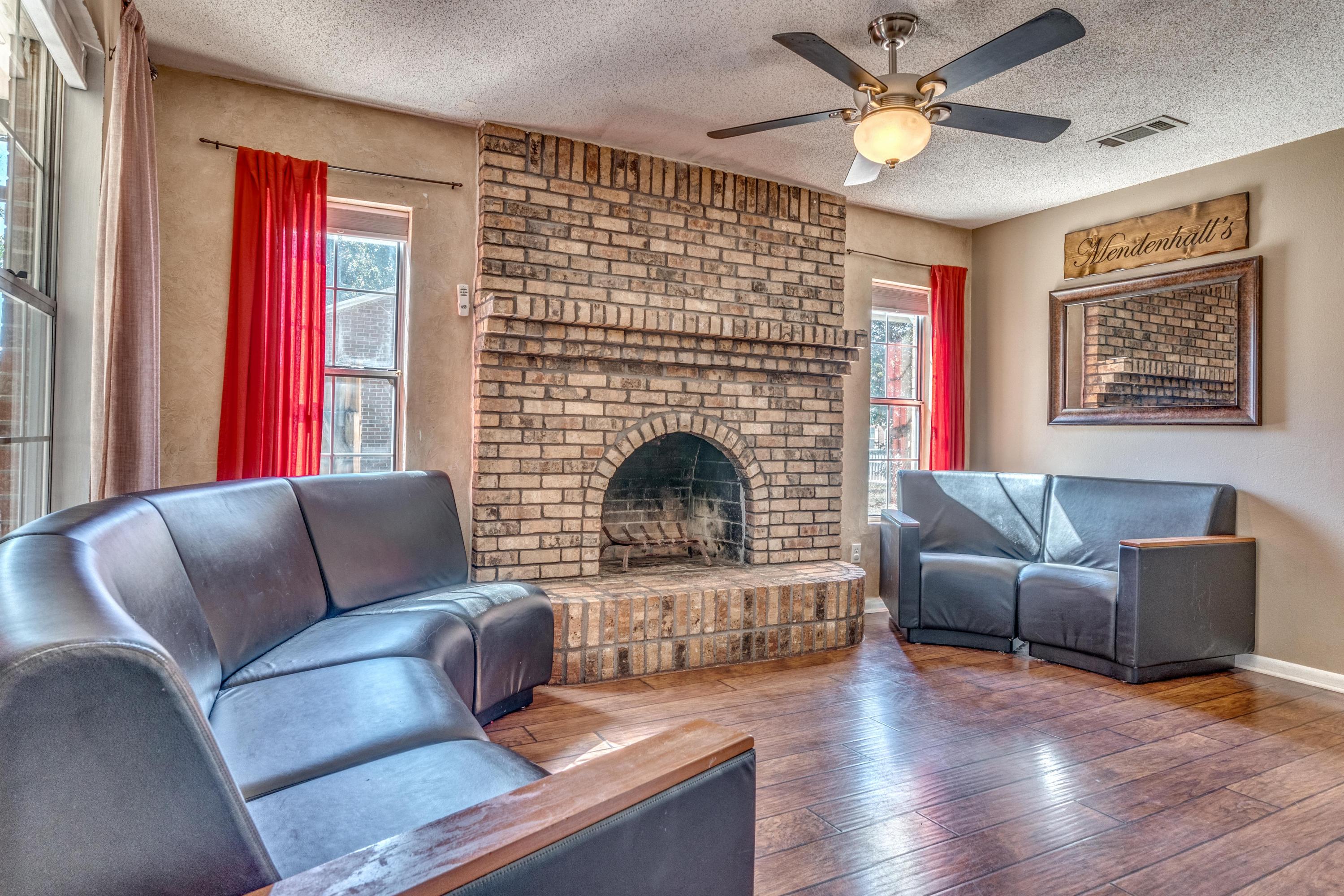 CASA LOMA S/D 1ST ADDN - Residential