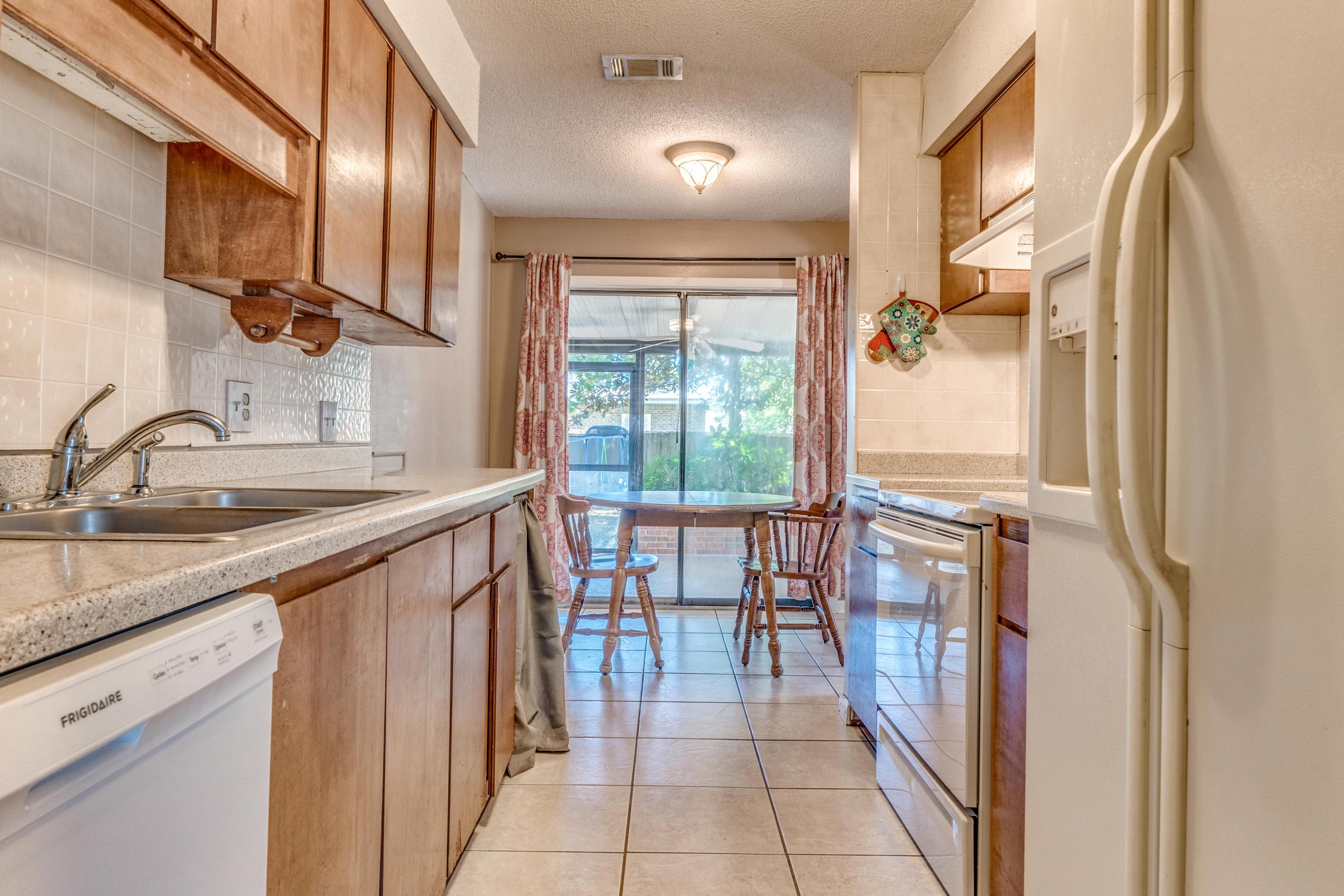 CASA LOMA S/D 1ST ADDN - Residential