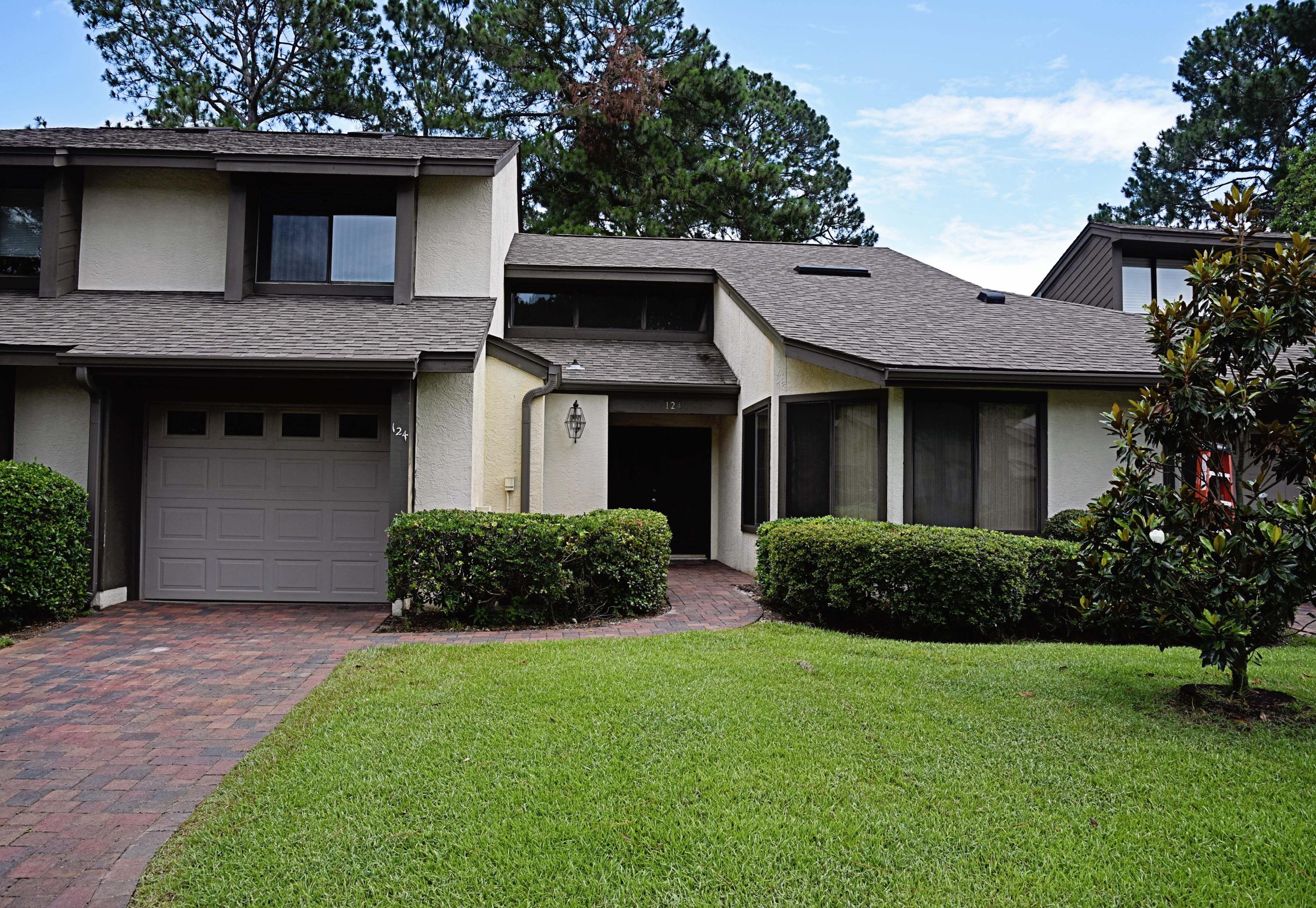 GLENEAGLES GREEN BLUEWATER BAY - Residential