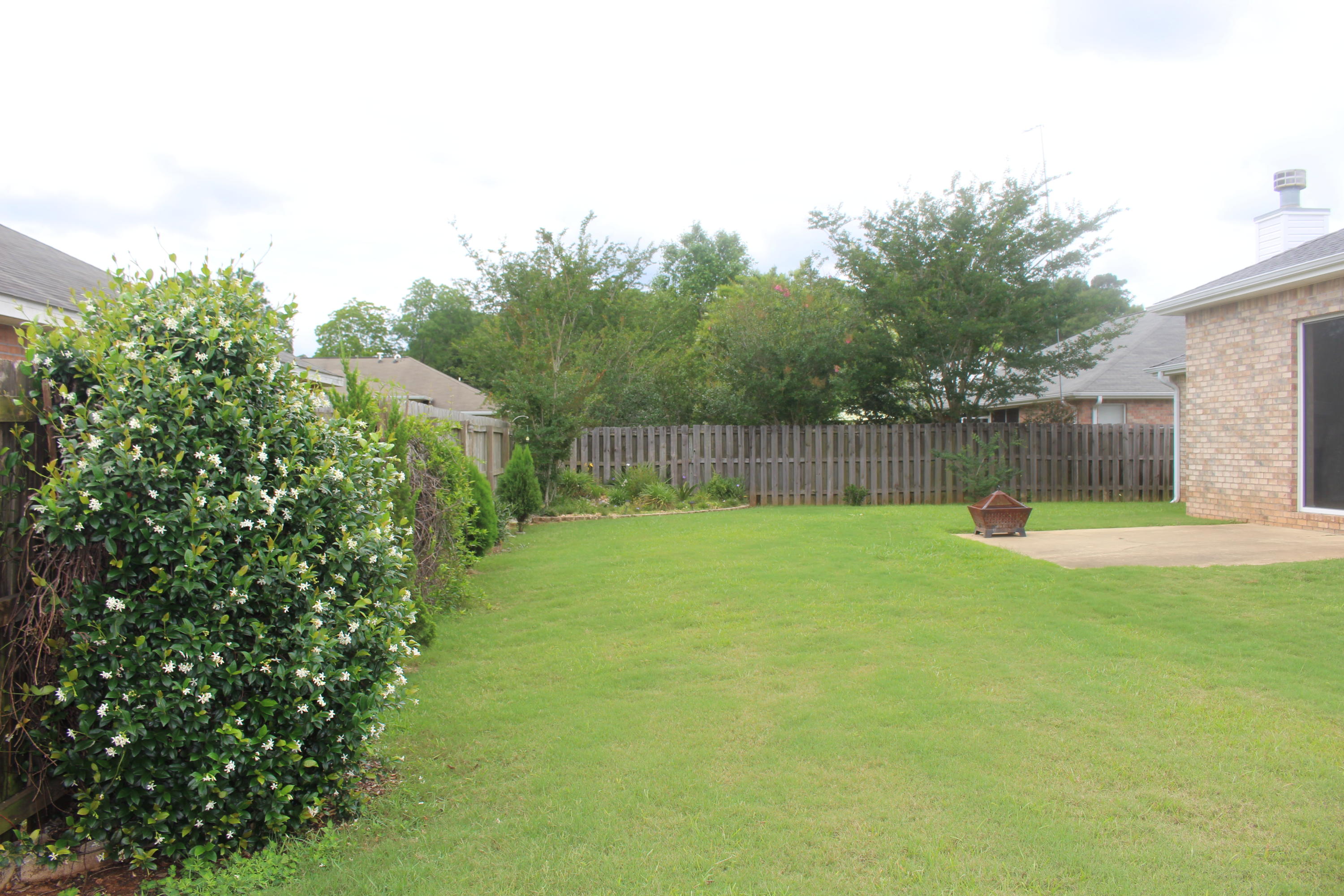 BROOKE ESTATES PH I - Residential