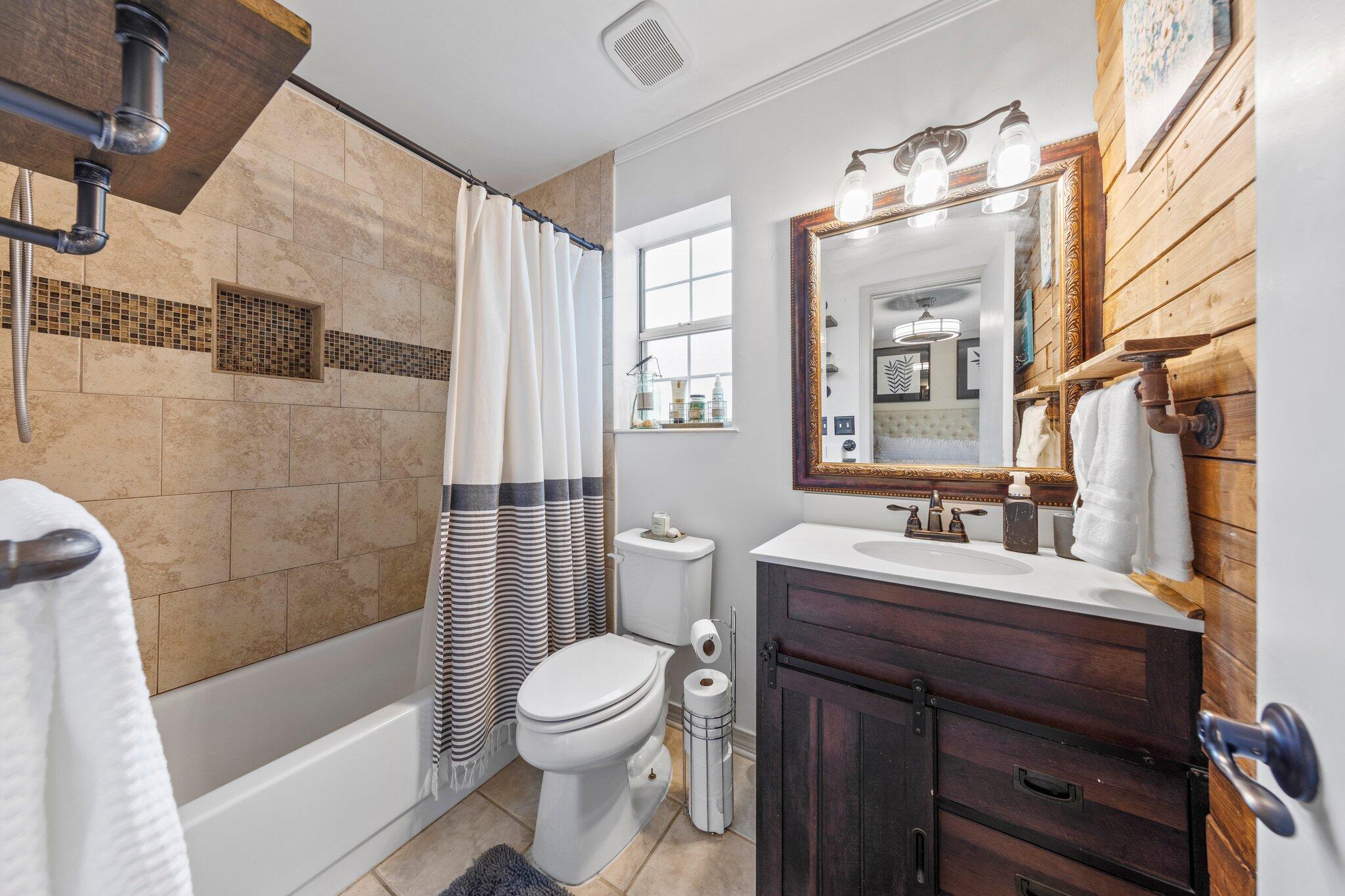 INDIGO VILLAGE - Residential