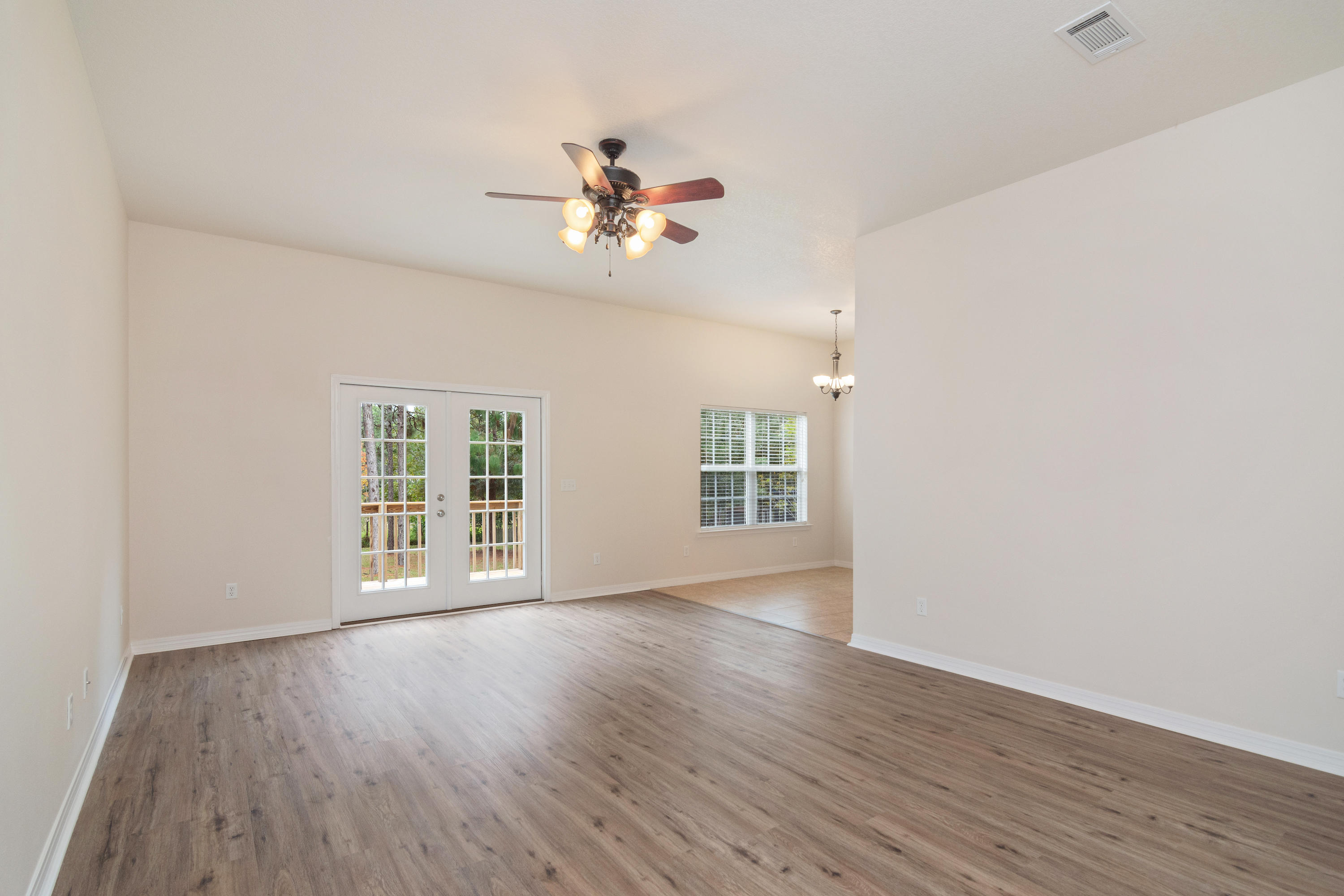 OAKDALE MINI FARMS RESUB LOT 01 - Residential