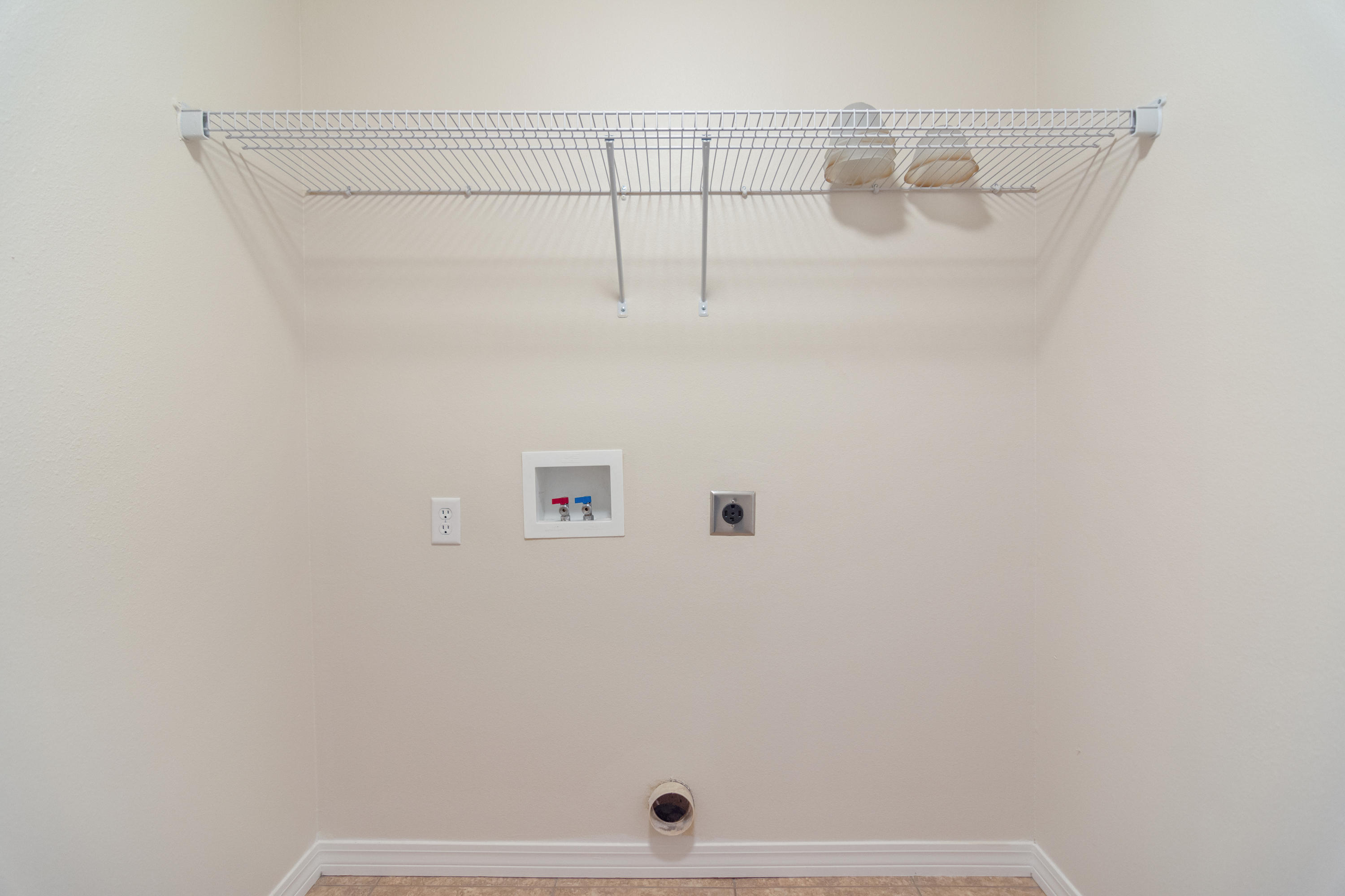 OAKDALE MINI FARMS RESUB LOT 01 - Residential