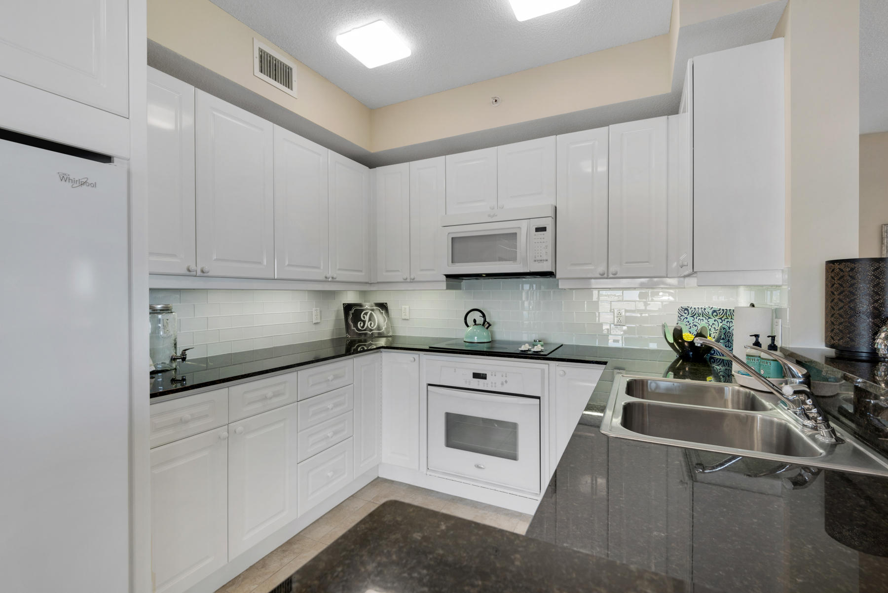 BEACH COLONY WEST CONDO - Residential