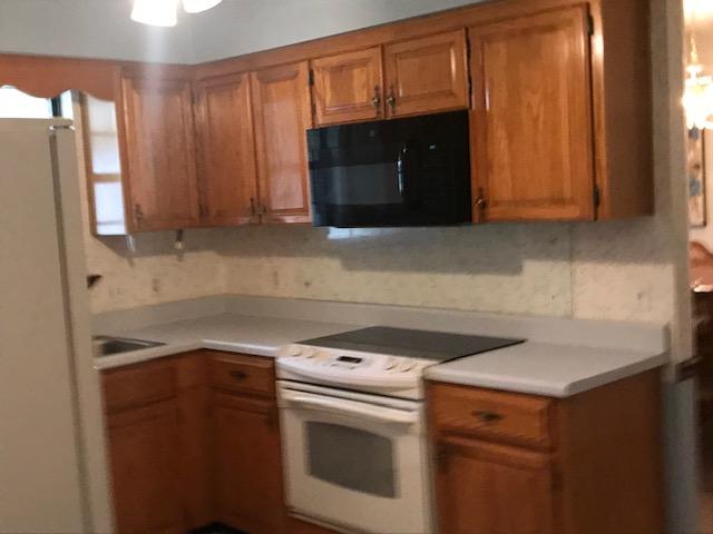 ADAMS POWELL EAST - Residential