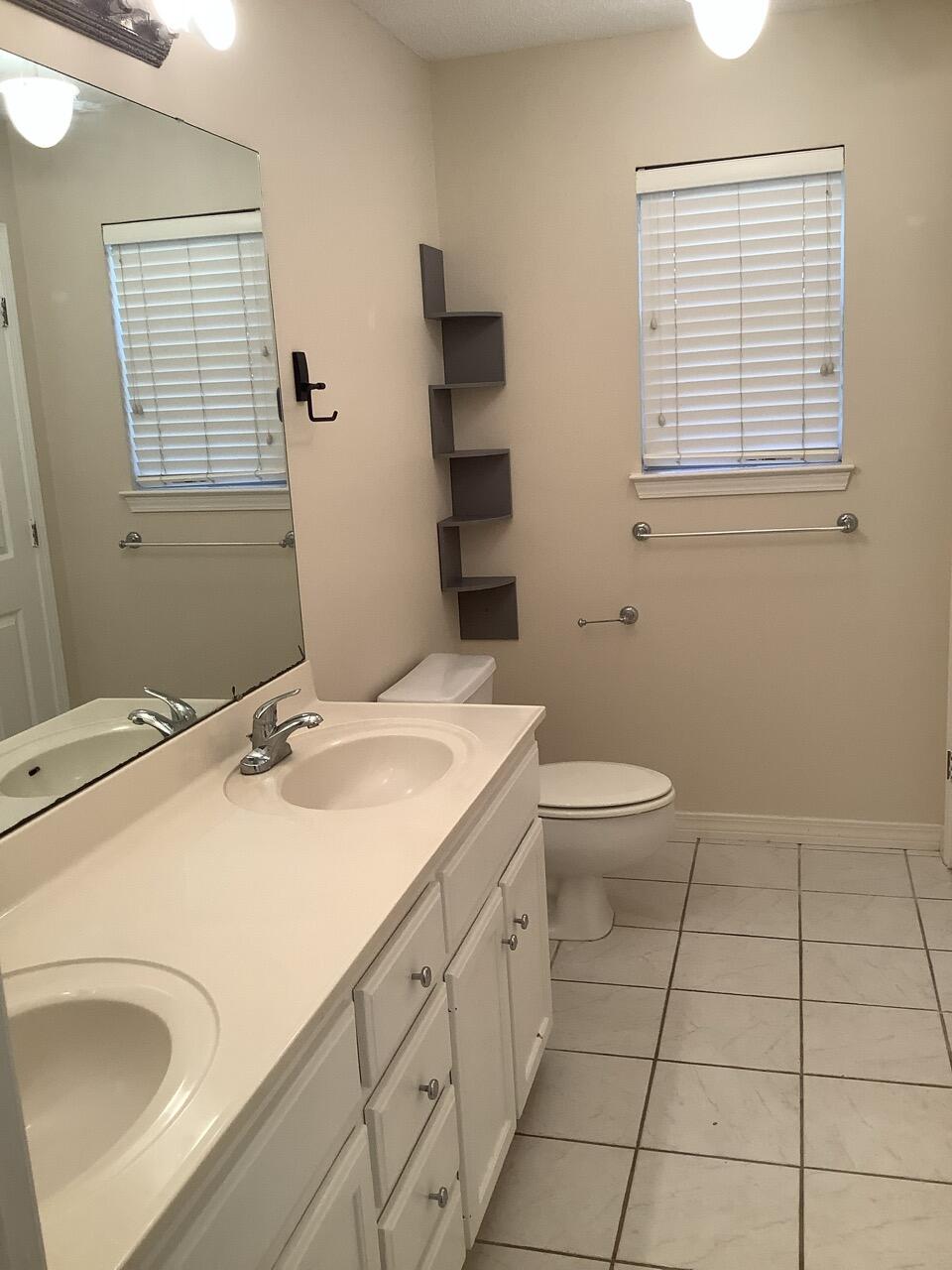 INDIAN SHORES PH 2 - Residential Lease