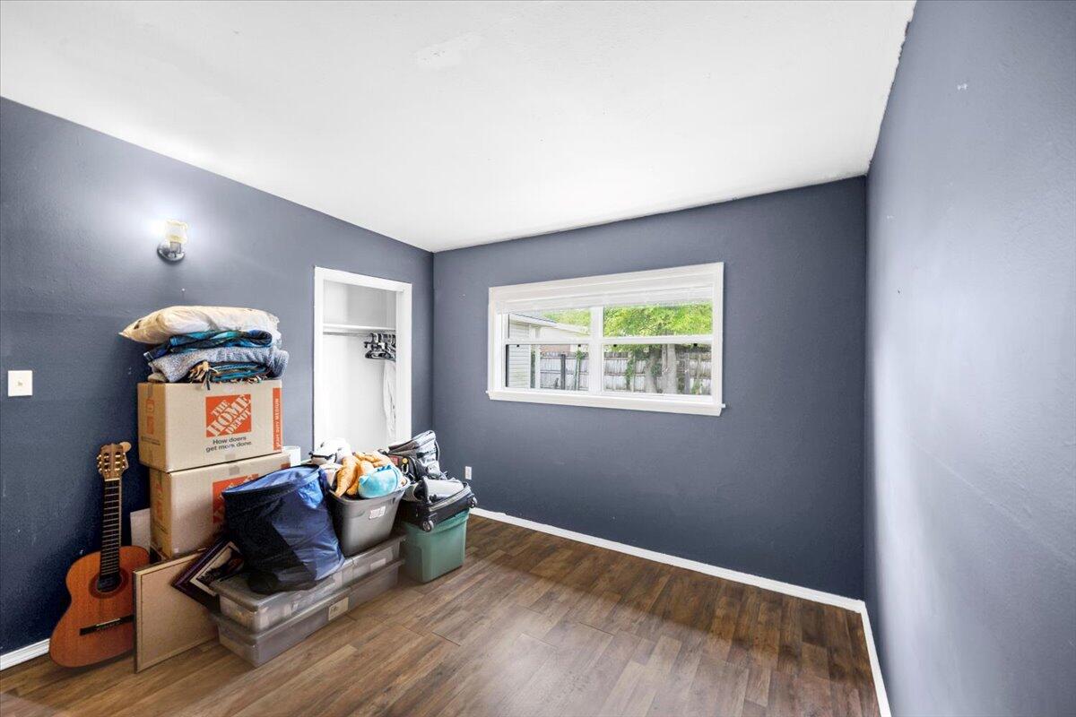 RACETRACK ROAD RESUB - Residential