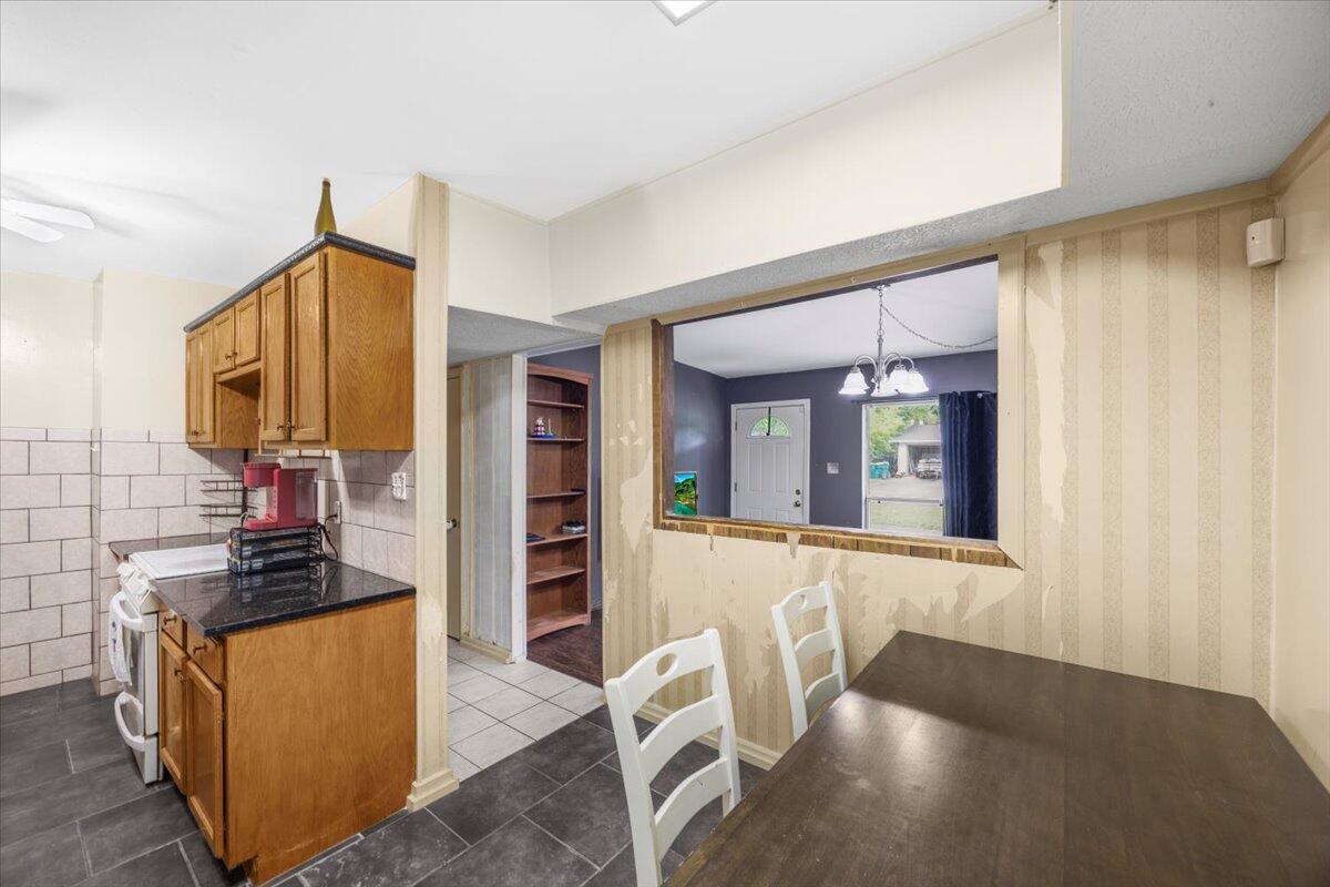 RACETRACK ROAD RESUB - Residential