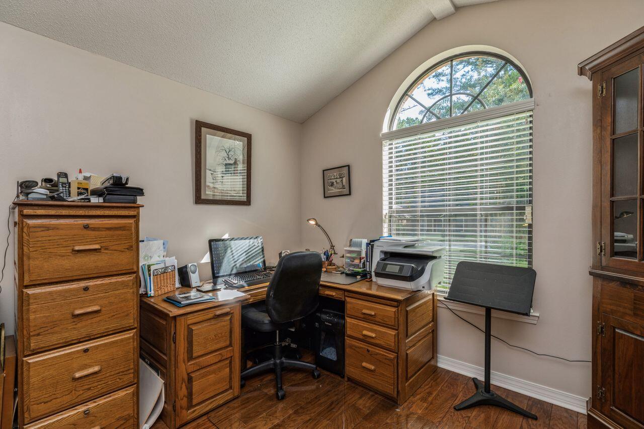 FOXWOOD ESTATES 1 - Residential